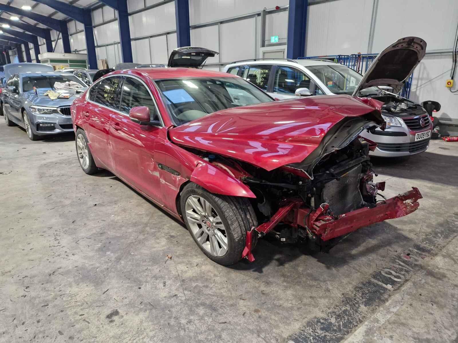 Image for a Jaguar Xf 2017 4 Door Saloon Breaking