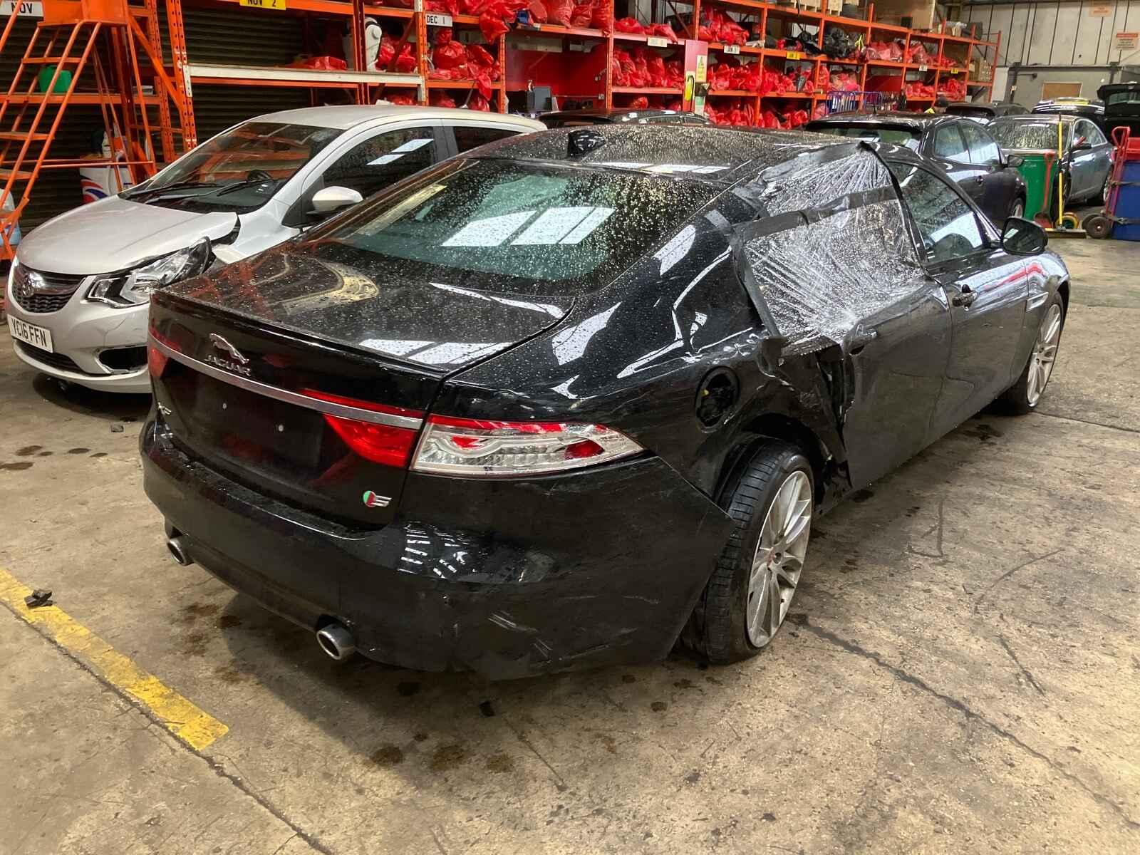 Jaguar Xf 2016 4 Door Saloon Breaking View Auto part Jaguar Xf 2016 4 Door Saloon Breaking