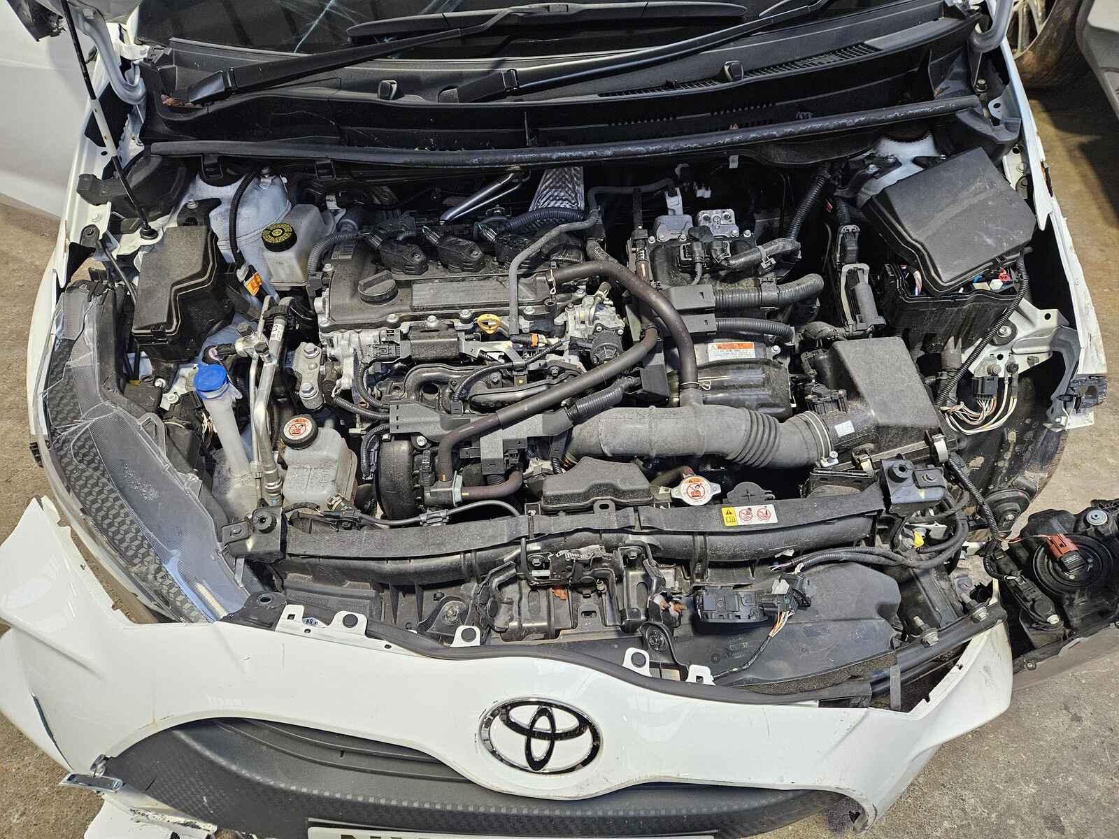 Toyota Yaris 2024 5 Door Hatchback Breaking View Auto part Toyota Yaris 2024 5 Door Hatchback Breaking