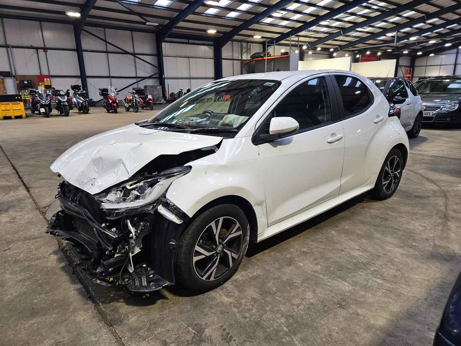 Toyota Yaris 2024 5 Door Hatchback Breaking View Auto part Toyota Yaris 2024 5 Door Hatchback Breaking