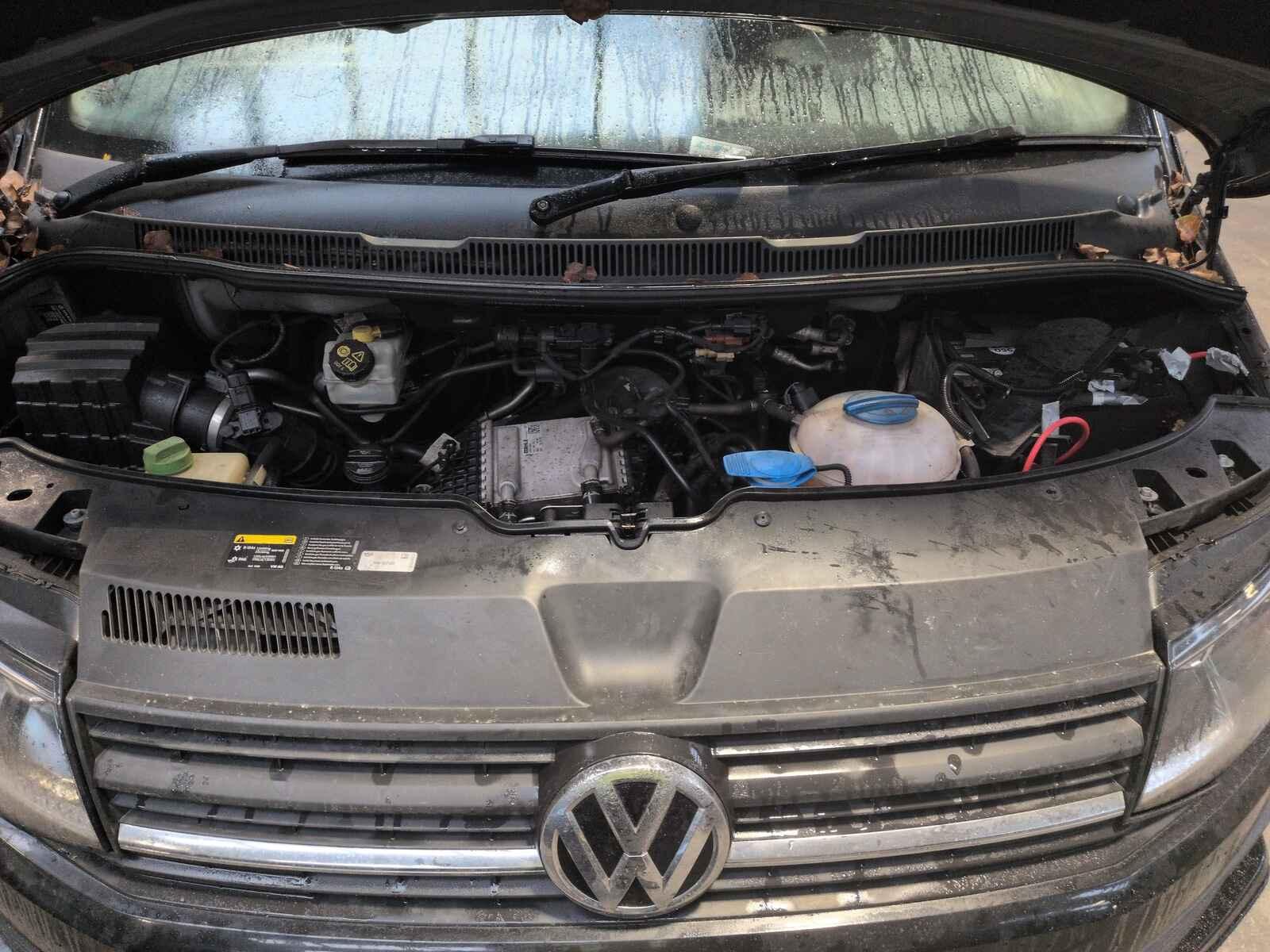 Volkswagen Transporter 2018 Unknown Van Breaking View Auto part Volkswagen Transporter 2018 Unknown Van Breaking