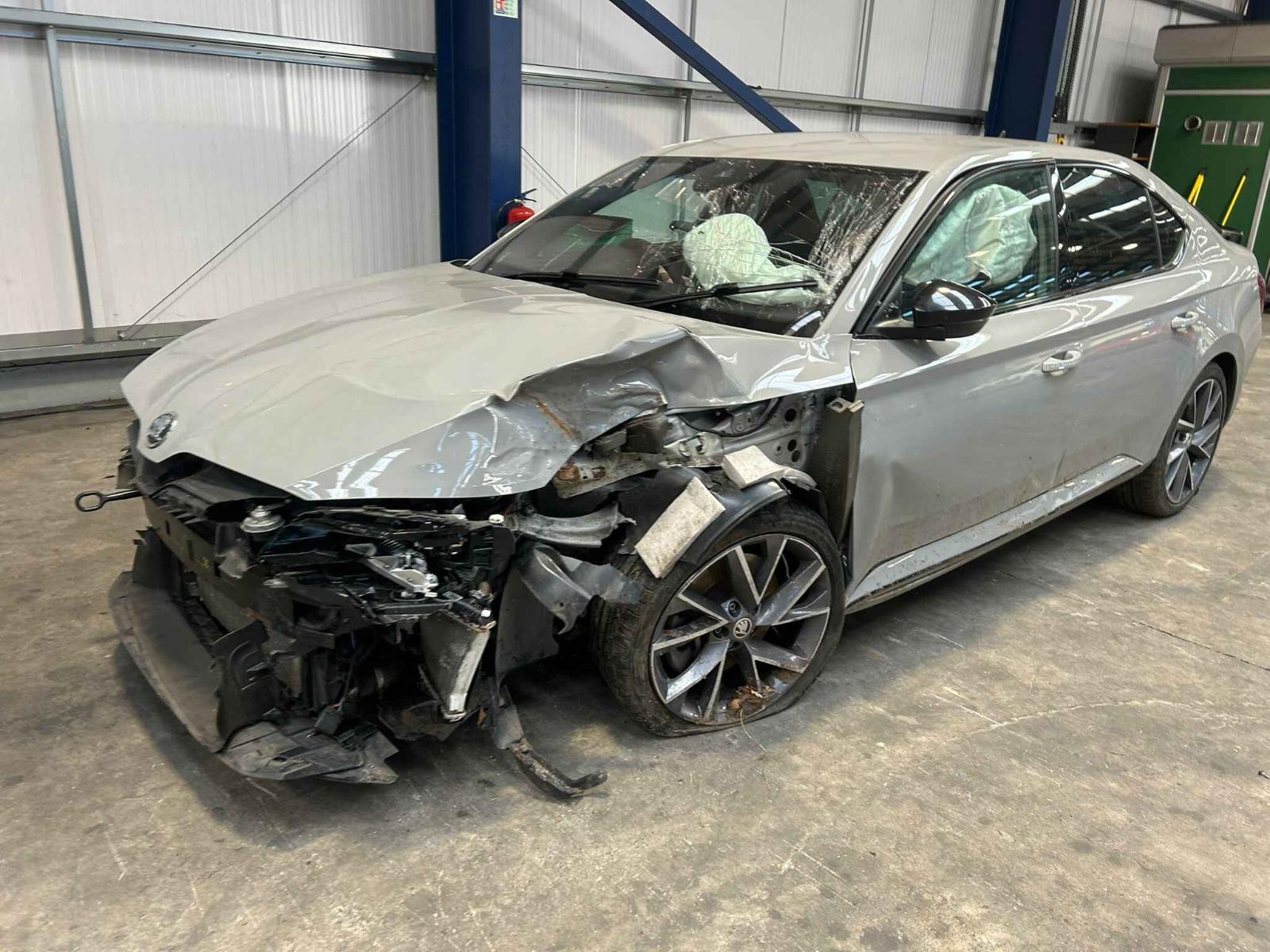 Skoda Superb 2021 5 Door Hatchback Breaking View Auto part Skoda Superb 2021 5 Door Hatchback Breaking