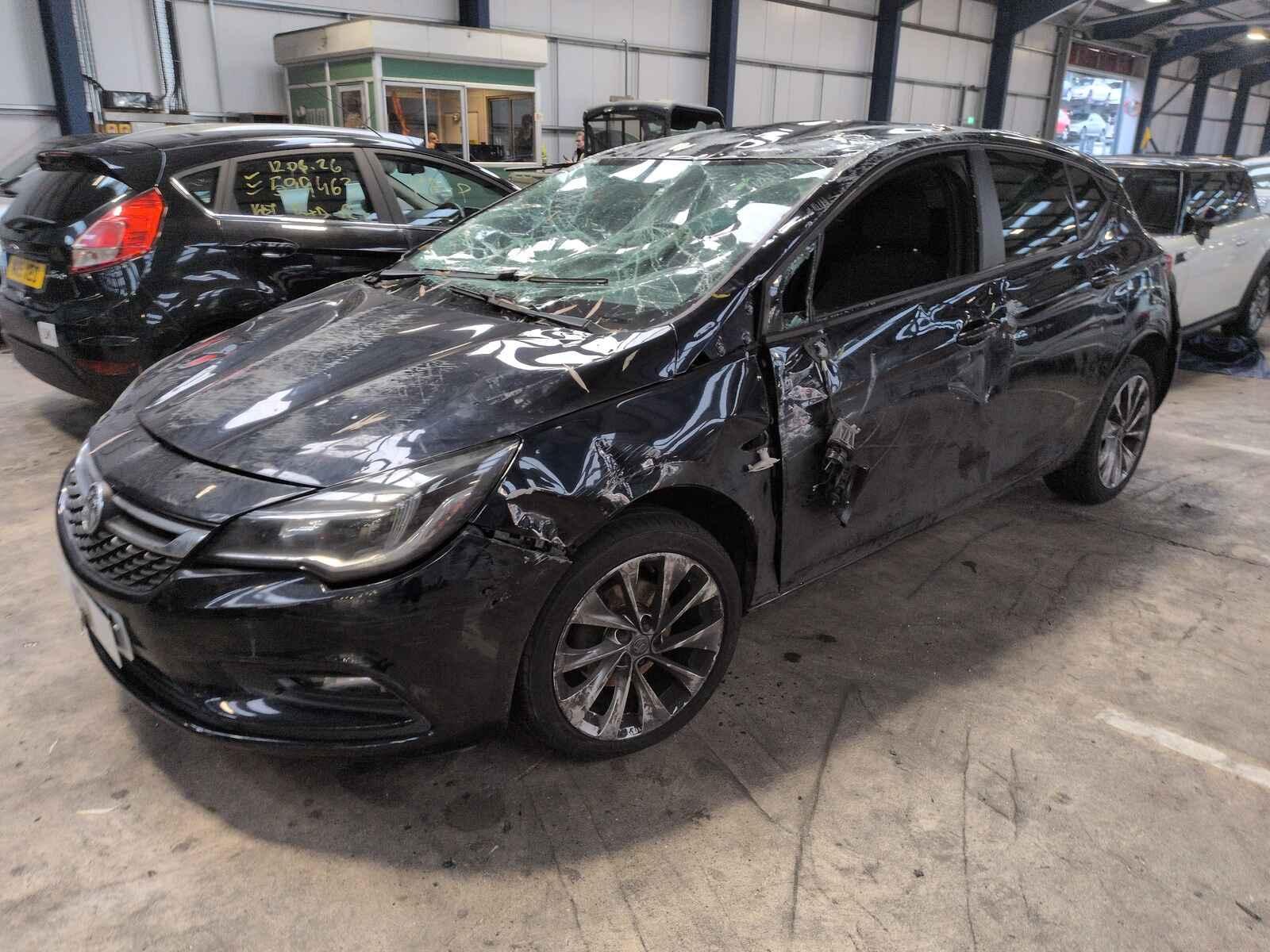 Vauxhall Astra 2019 5 Door Hatchback Breaking View Auto part Vauxhall Astra 2019 5 Door Hatchback Breaking