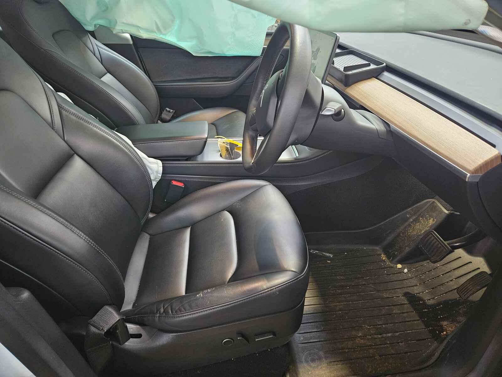 Tesla Model Y 2022 5 Door Mpv Breaking View Auto part Tesla Model Y 2022 5 Door Mpv Breaking