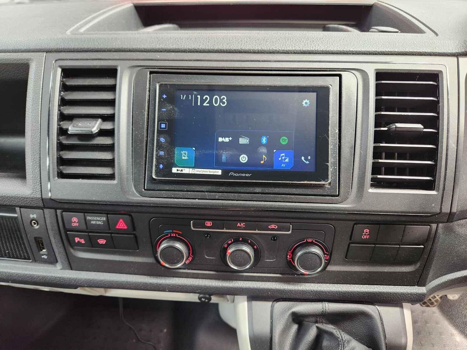 Volkswagen Transporter 2019 Unknown Van Breaking View Auto part Volkswagen Transporter 2019 Unknown Van Breaking