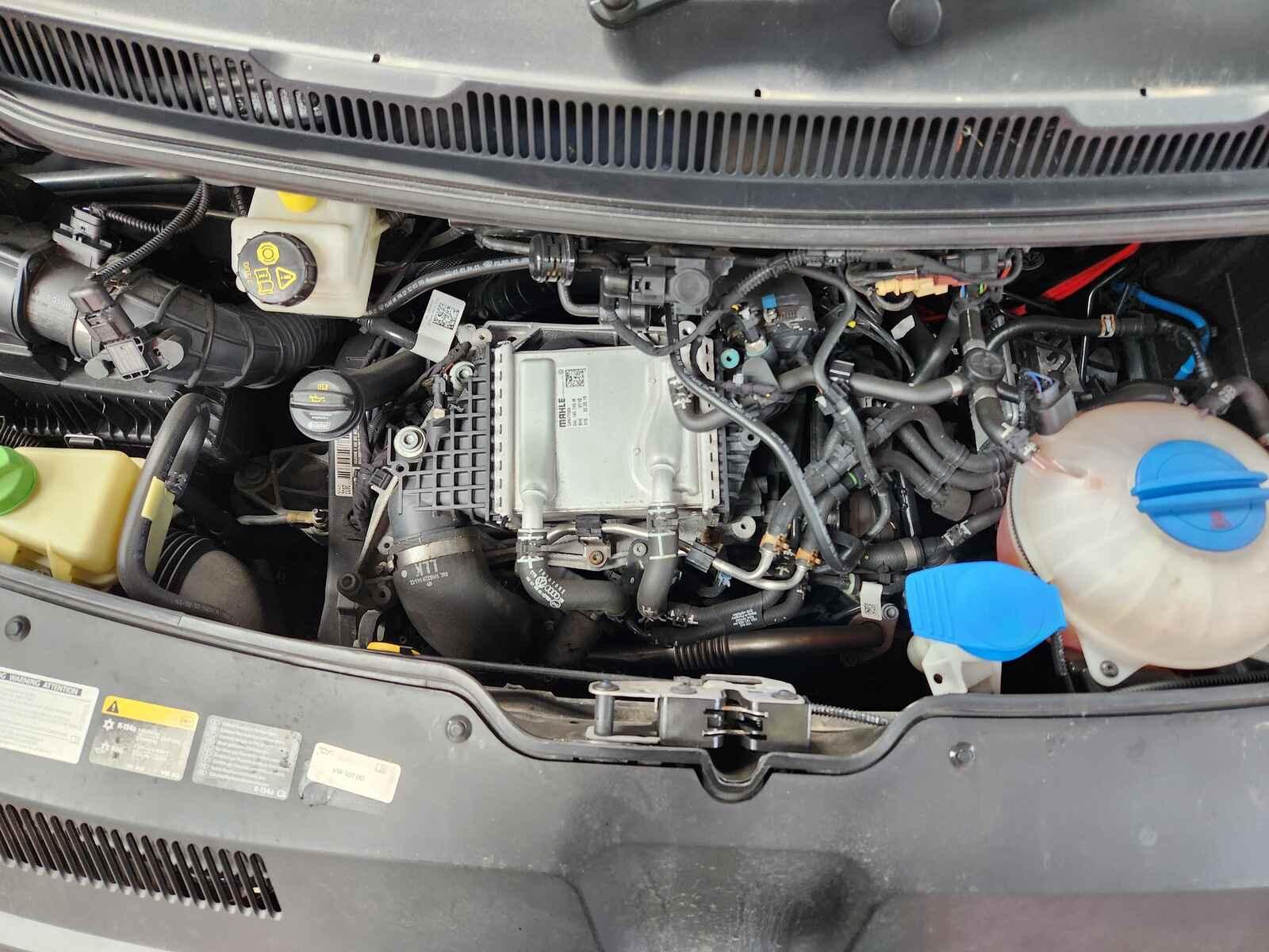 Volkswagen Transporter 2019 Unknown Van Breaking View Auto part Volkswagen Transporter 2019 Unknown Van Breaking