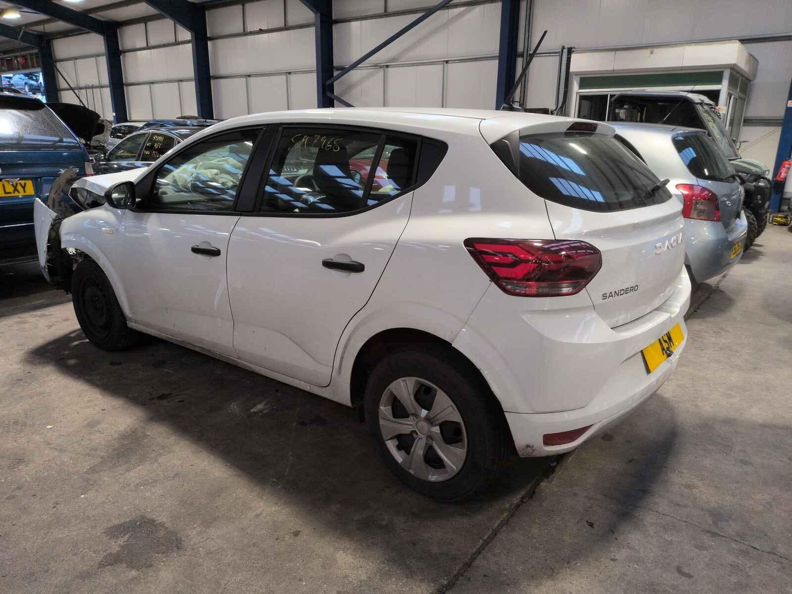 Dacia Sandero 2024 5 Door Hatchback Breaking View Auto part Dacia Sandero 2024 5 Door Hatchback Breaking