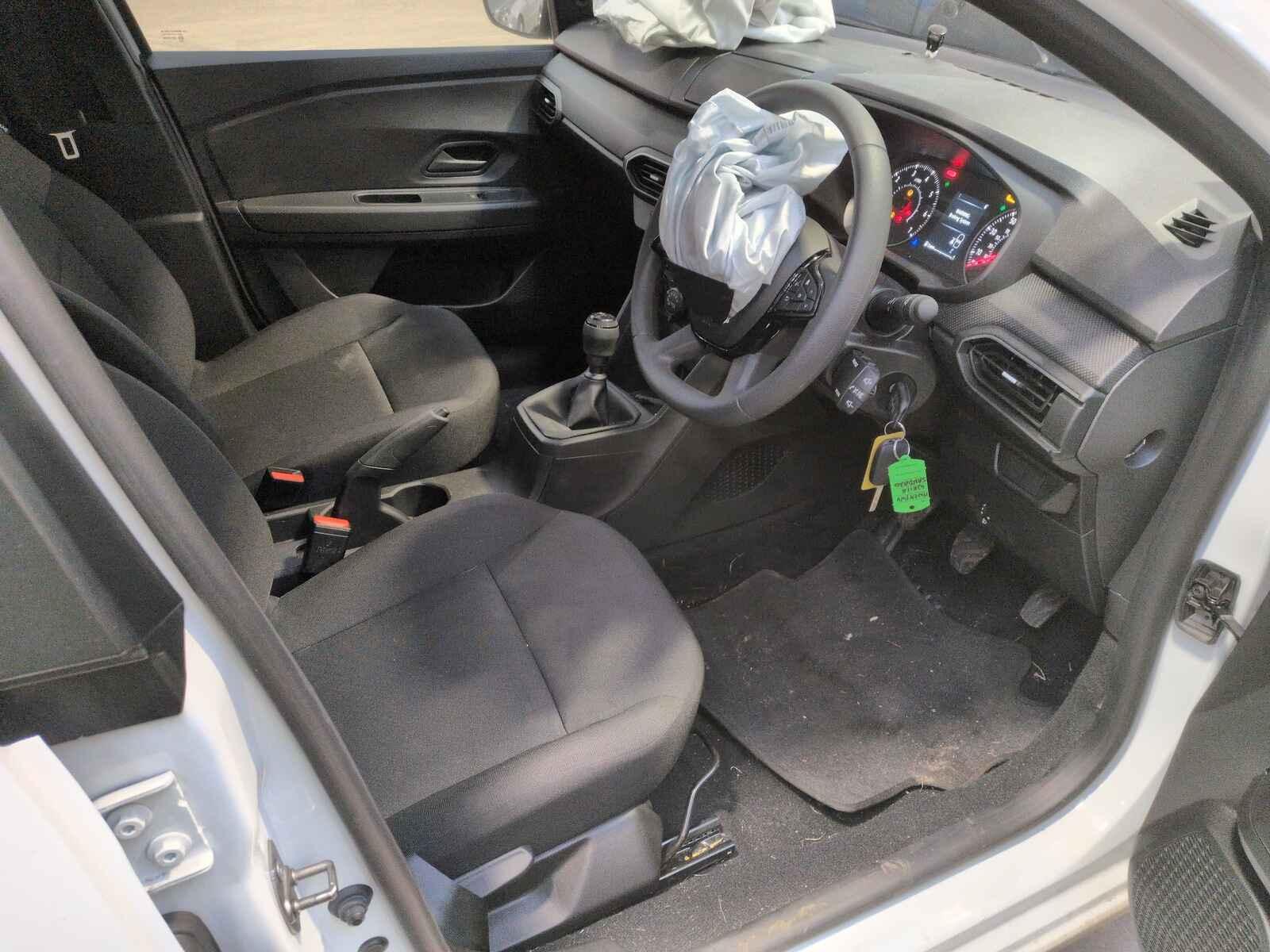 Dacia Sandero 2024 5 Door Hatchback Breaking View Auto part Dacia Sandero 2024 5 Door Hatchback Breaking