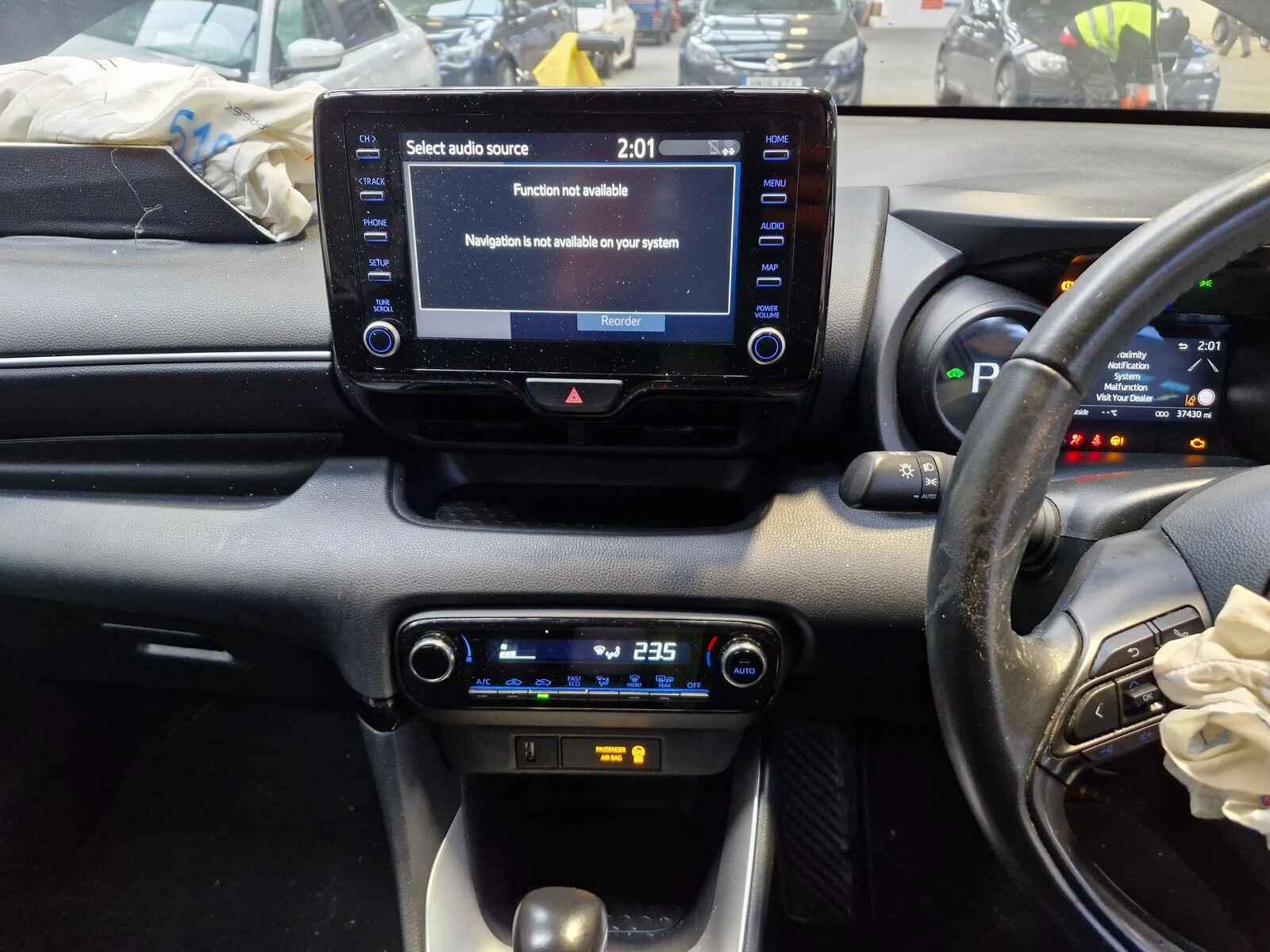 Toyota Yaris 2023 5 Door Hatchback Breaking View Auto part Toyota Yaris 2023 5 Door Hatchback Breaking