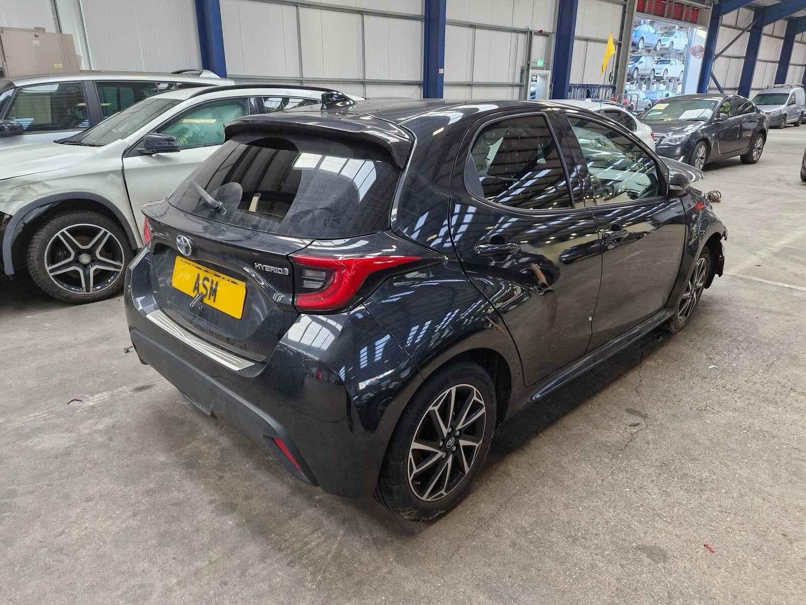 Toyota Yaris 2023 5 Door Hatchback Breaking View Auto part Toyota Yaris 2023 5 Door Hatchback Breaking