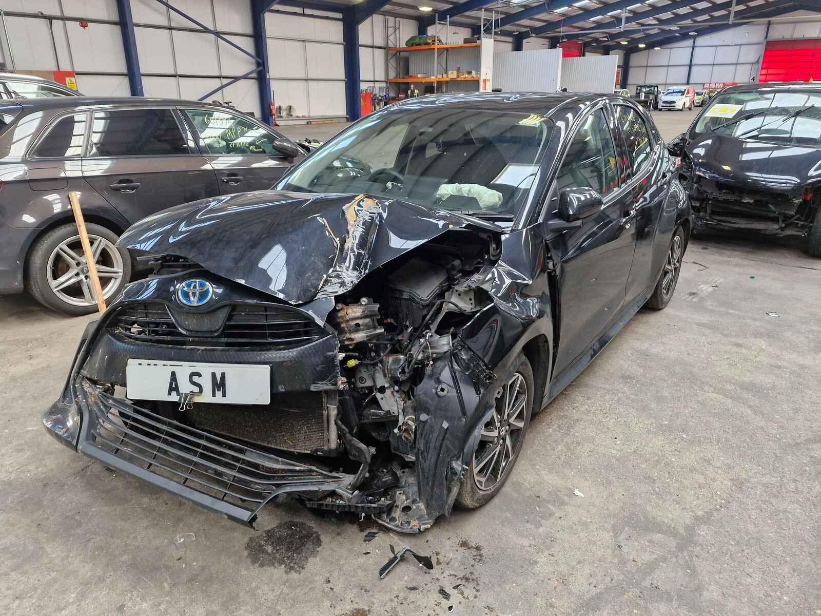 Toyota Yaris 2023 5 Door Hatchback Breaking View Auto part Toyota Yaris 2023 5 Door Hatchback Breaking