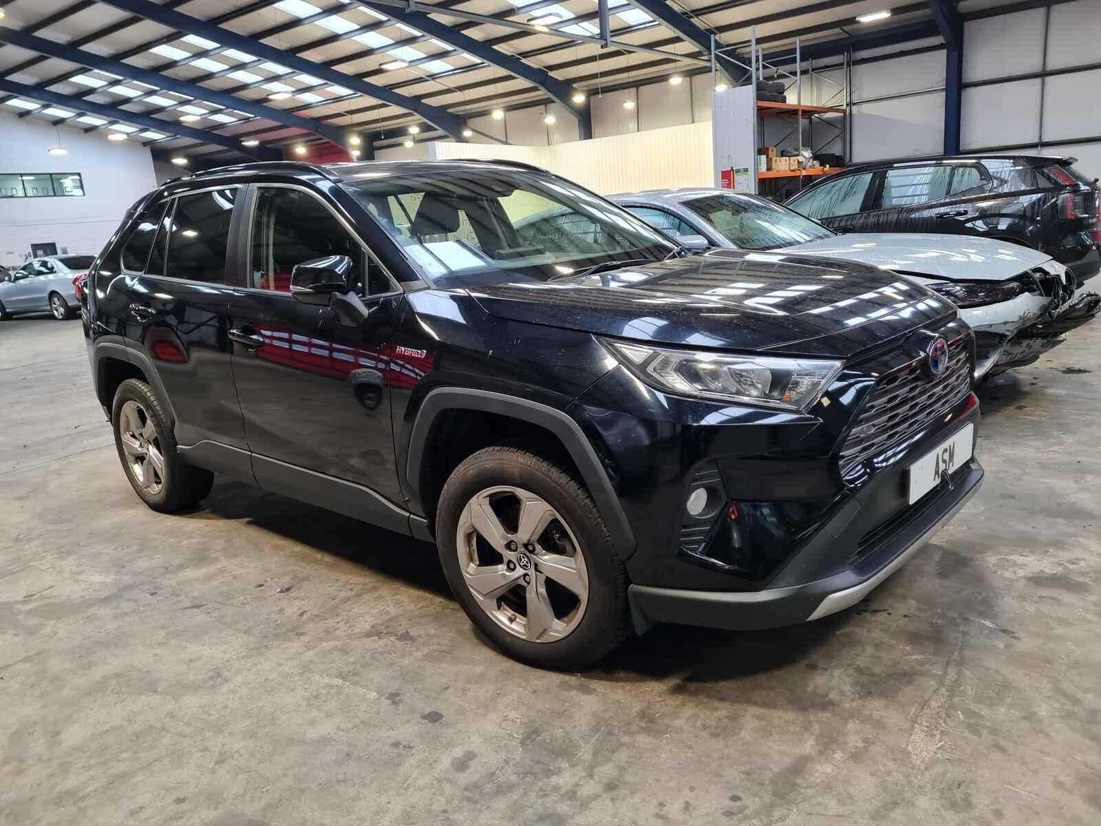 Image for a Toyota Rav 4 2021 5 Door Estate Breaking