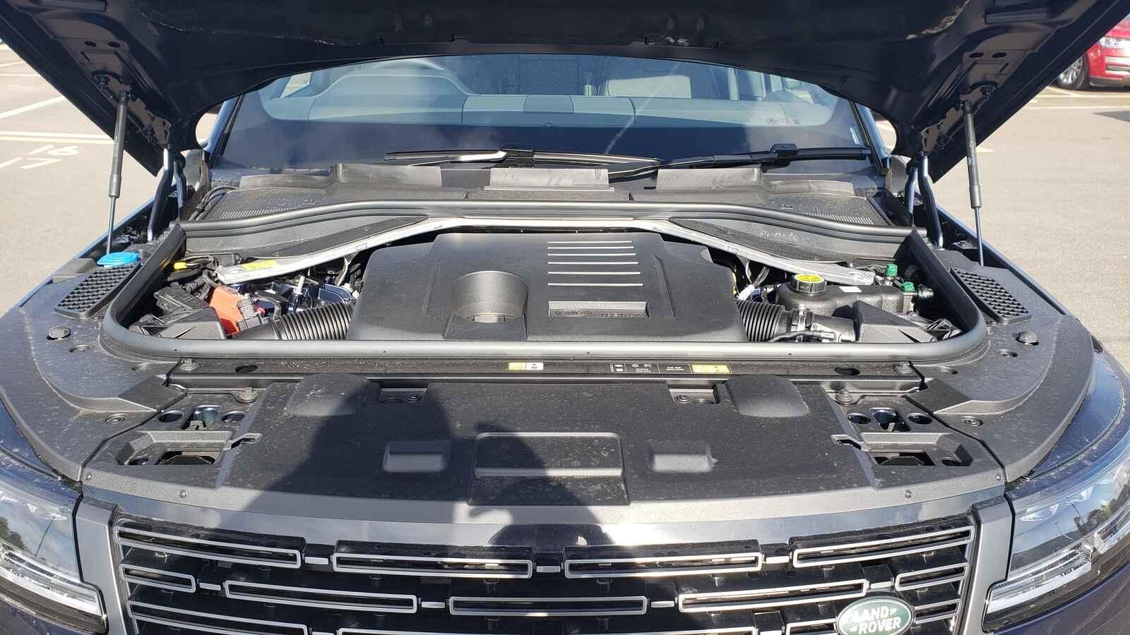 Land Rover Range Rover Sport 2024 Unknown Estate Breaking View Auto part Land Rover Range Rover Sport 2024 Unknown Estate Breaking