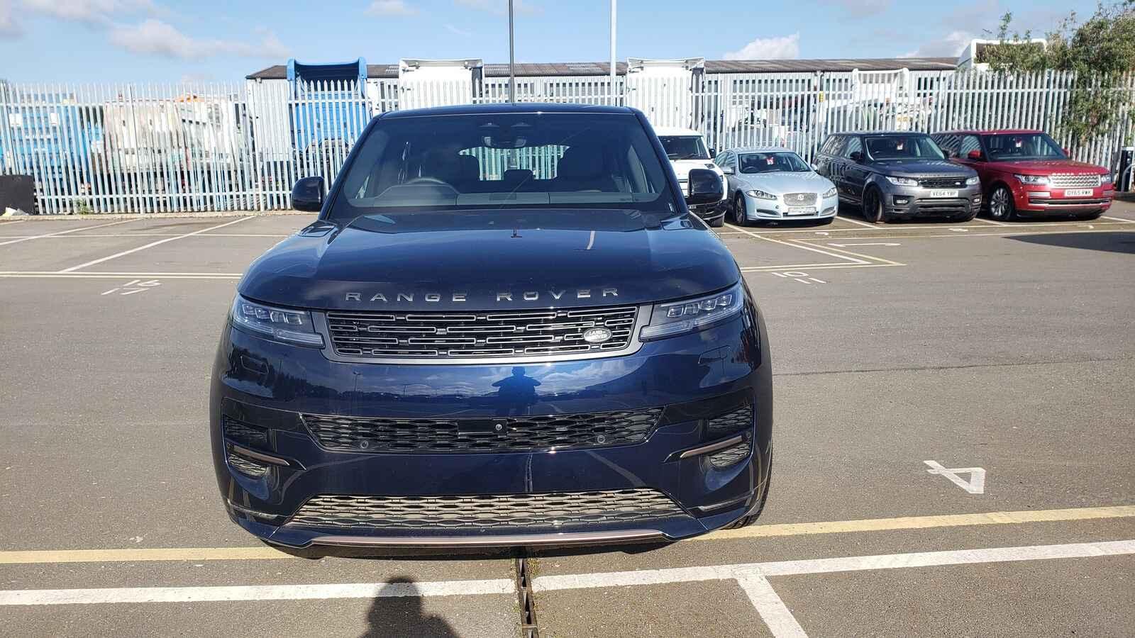 Land Rover Range Rover Sport 2024 Unknown Estate Breaking View Auto part Land Rover Range Rover Sport 2024 Unknown Estate Breaking