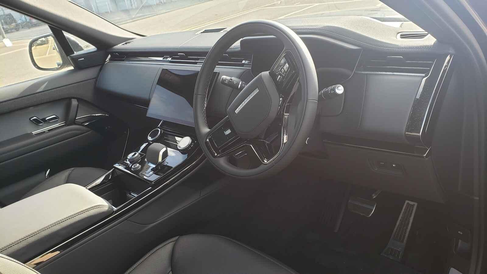 Land Rover Range Rover Sport 2024 Unknown Estate Breaking View Auto part Land Rover Range Rover Sport 2024 Unknown Estate Breaking