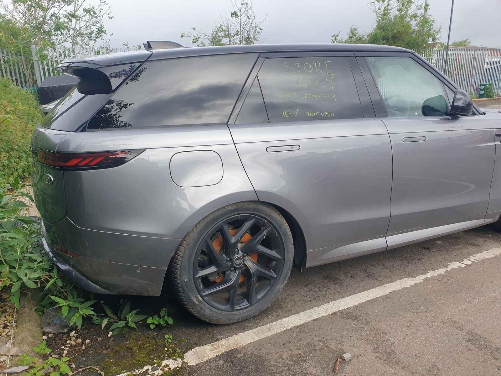 Land Rover Range Rover Sport 2022 5 Door Estate Breaking View Auto part Land Rover Range Rover Sport 2022 5 Door Estate Breaking