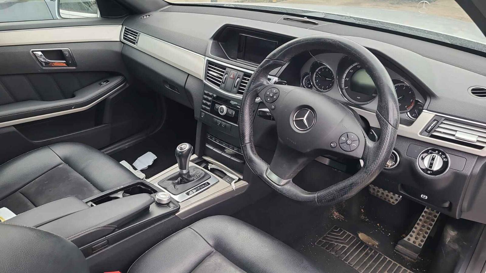 Mercedes E Class 2010 4 Door Saloon Breaking View Auto part Mercedes E Class 2010 4 Door Saloon Breaking