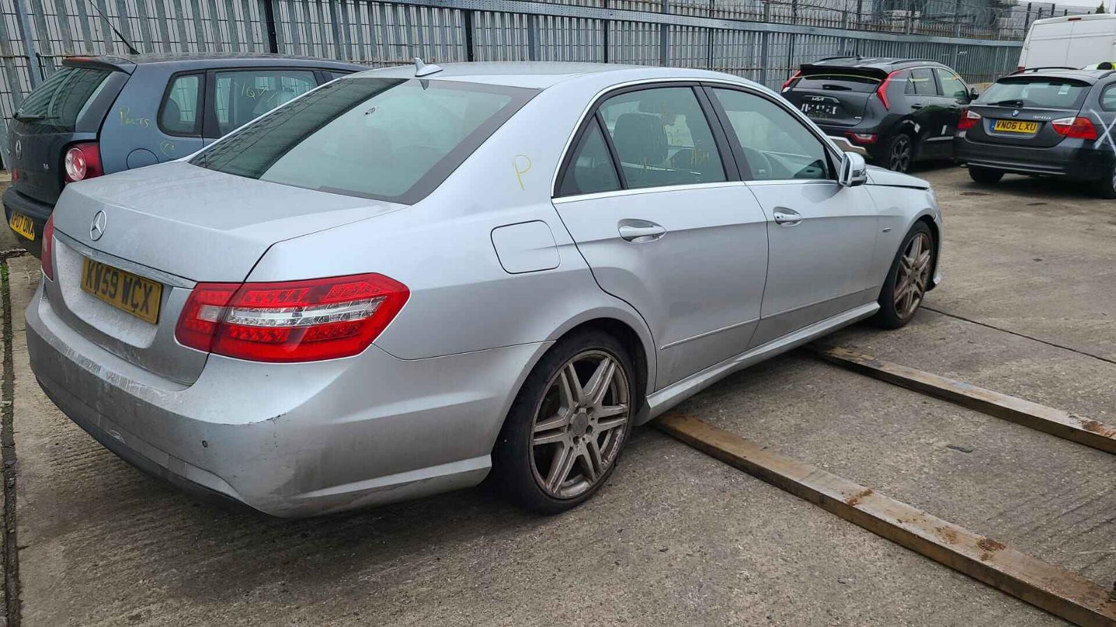 Mercedes E Class 2010 4 Door Saloon Breaking View Auto part Mercedes E Class 2010 4 Door Saloon Breaking