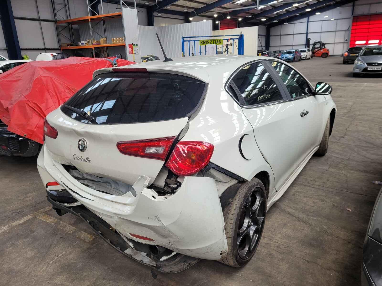 View Auto part Alfa Romeo Giulietta 2015 5 Door Hatchback Breaking
