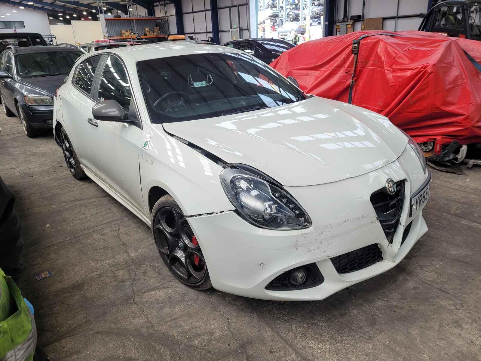 Image for a Alfa Romeo Giulietta 2015 5 Door Hatchback Breaking