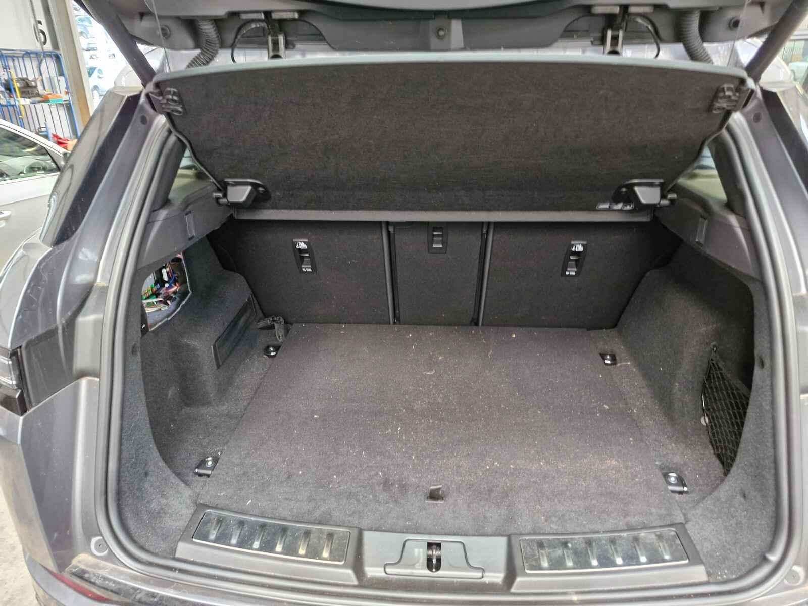 Land Rover Range Rover Evoque 2025 5 Door Estate Breaking View Auto part Land Rover Range Rover Evoque 2025 5 Door Estate Breaking