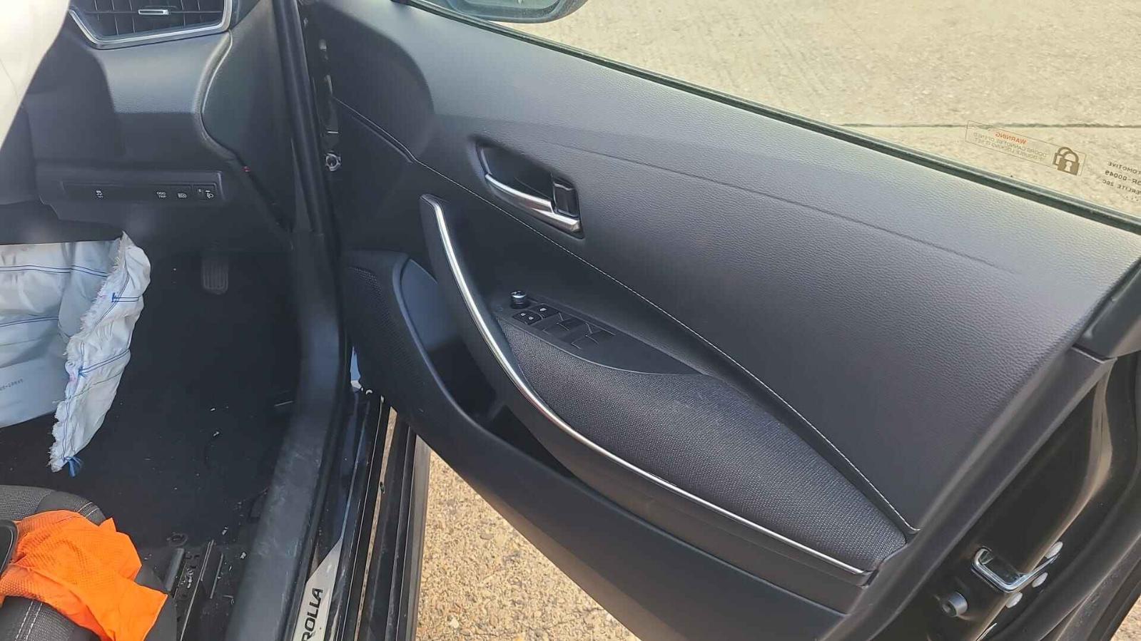 View Auto part Toyota Corolla 2024 5 Door Estate Breaking