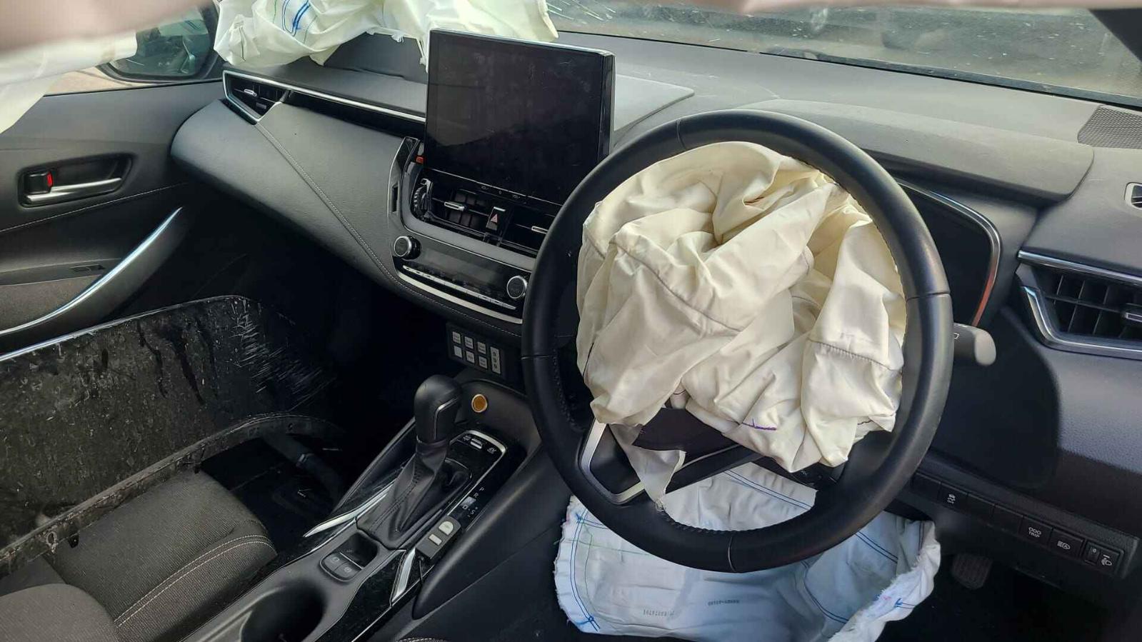 View Auto part Toyota Corolla 2024 5 Door Estate Breaking