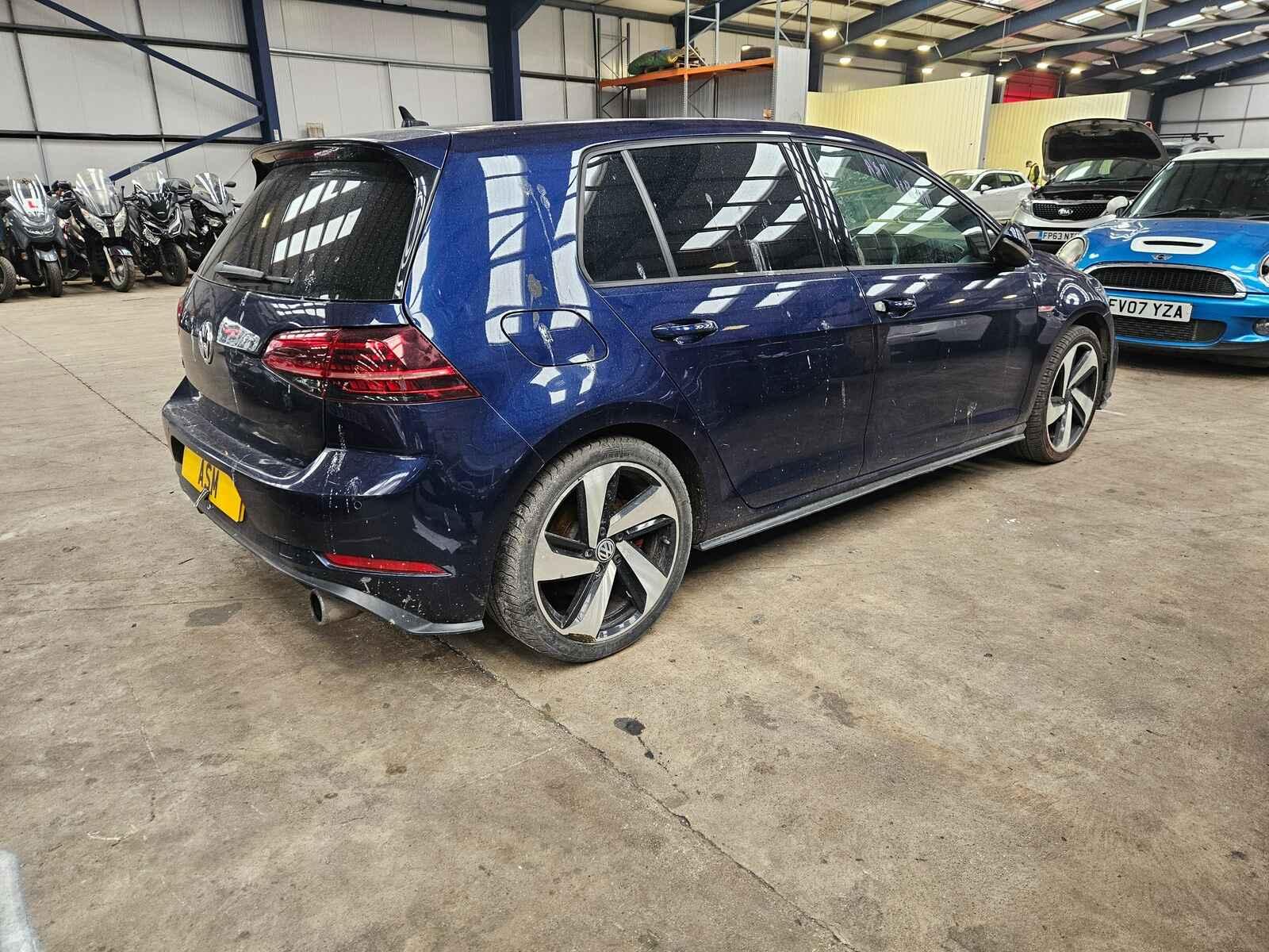Volkswagen Golf 2018 5 Door Hatchback Breaking View Auto part Volkswagen Golf 2018 5 Door Hatchback Breaking