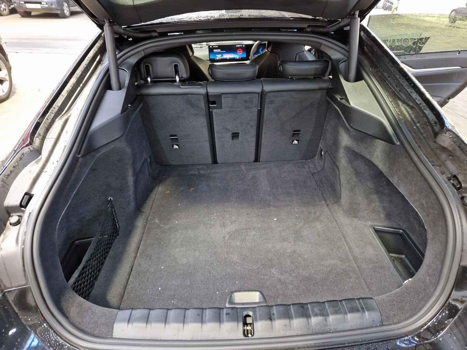 Bmw I4 2023 4 Door Coupe Breaking View Auto part Bmw I4 2023 4 Door Coupe Breaking