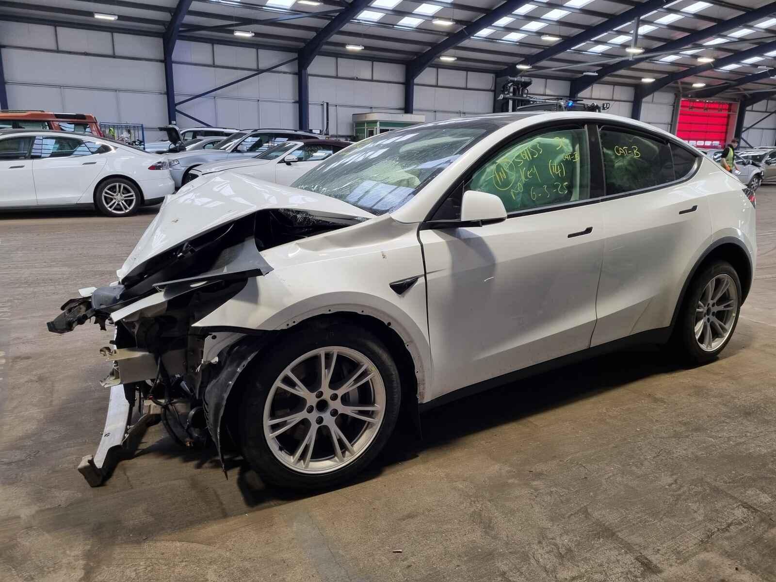 Tesla Model Y 2023 5 Door Mpv Breaking View Auto part Tesla Model Y 2023 5 Door Mpv Breaking