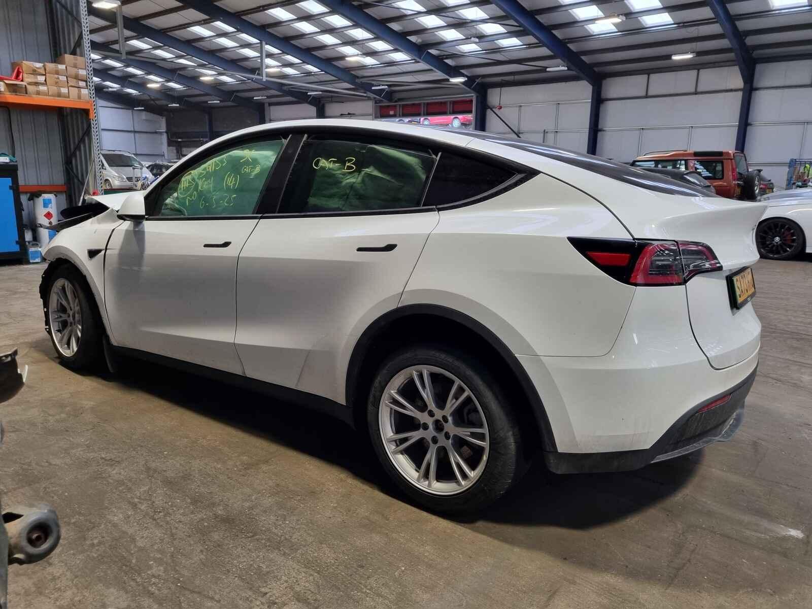 Tesla Model Y 2023 5 Door Mpv Breaking View Auto part Tesla Model Y 2023 5 Door Mpv Breaking