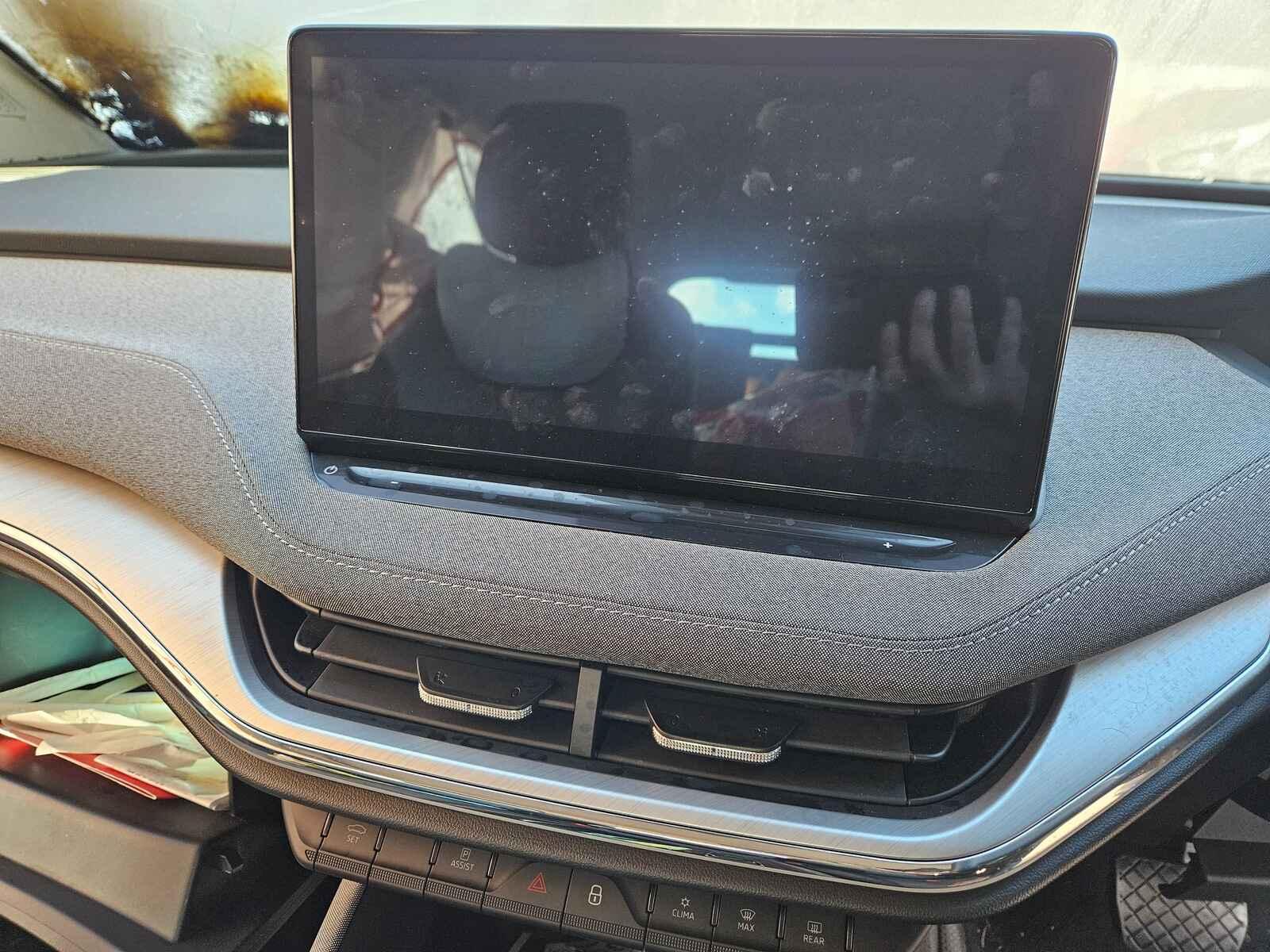Skoda Enyaq Iv 2023 5 Door Estate Breaking View Auto part Skoda Enyaq Iv 2023 5 Door Estate Breaking