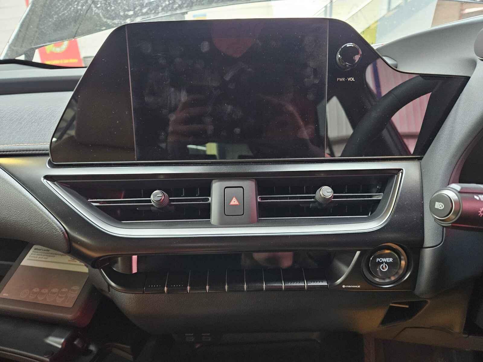 Lexus Ux 2025 5 Door Estate Breaking View Auto part Lexus Ux 2025 5 Door Estate Breaking