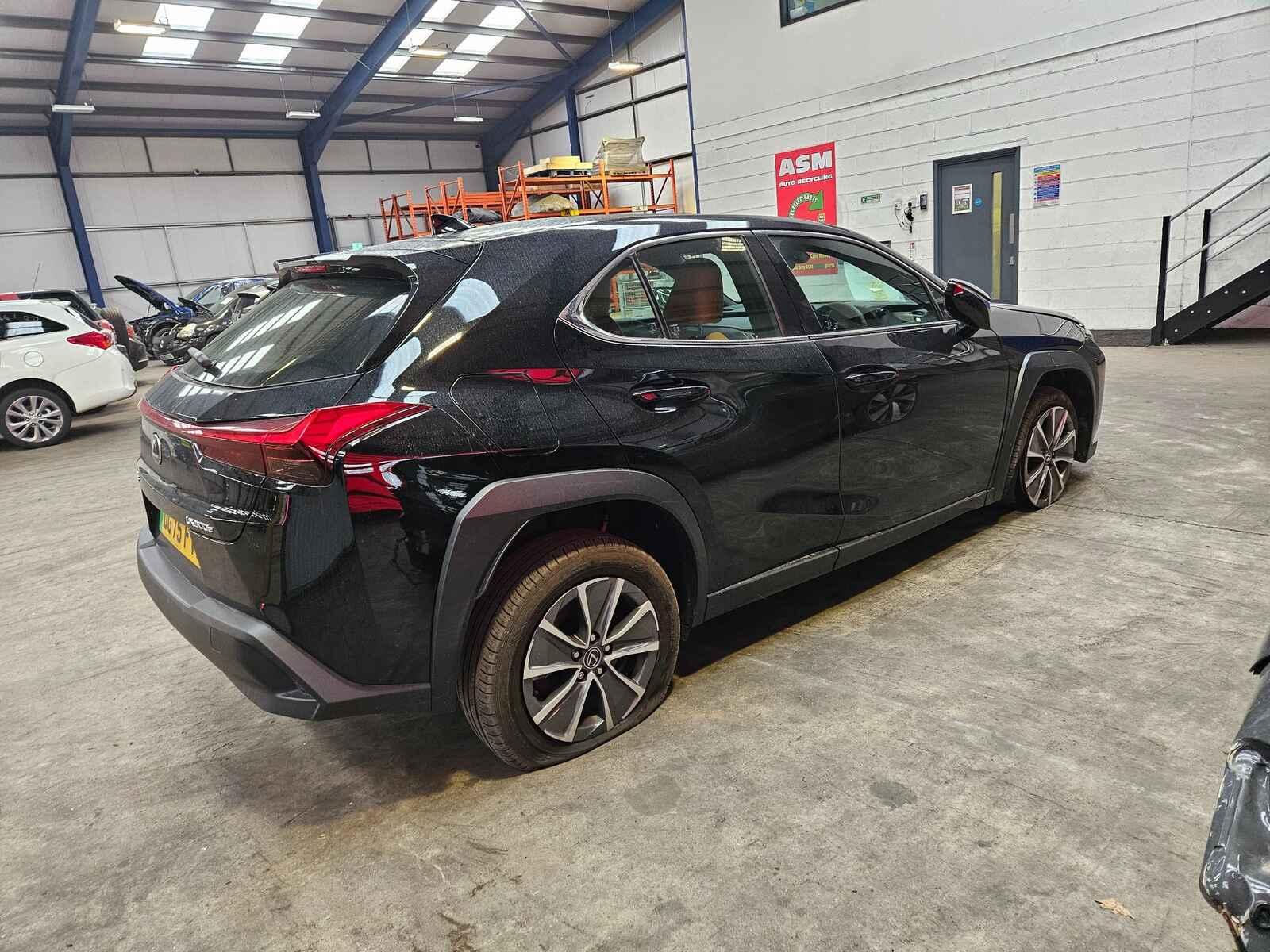 Lexus Ux 2025 5 Door Estate Breaking View Auto part Lexus Ux 2025 5 Door Estate Breaking