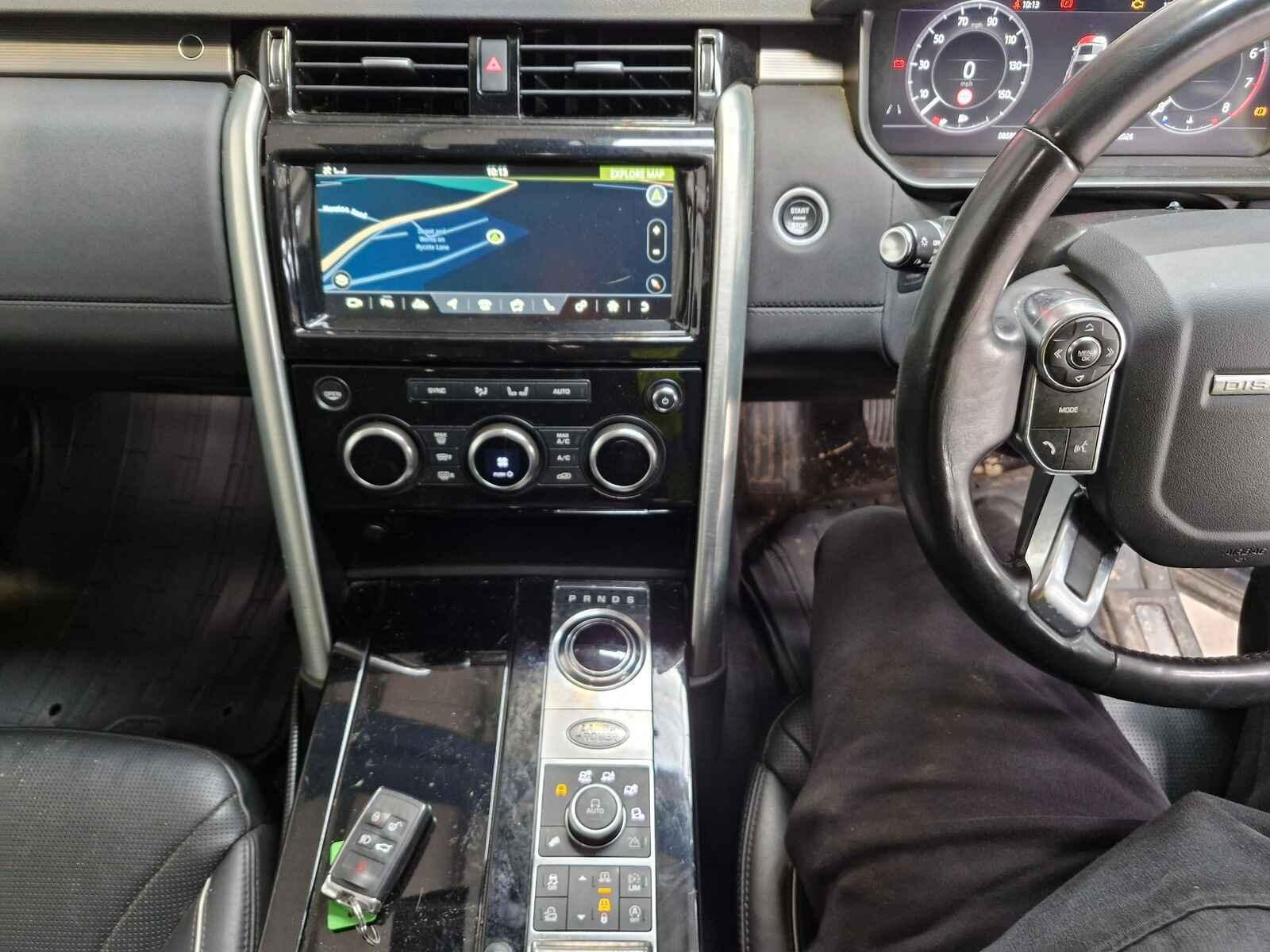 Land Rover Discovery 2018 5 Door Estate Breaking View Auto part Land Rover Discovery 2018 5 Door Estate Breaking