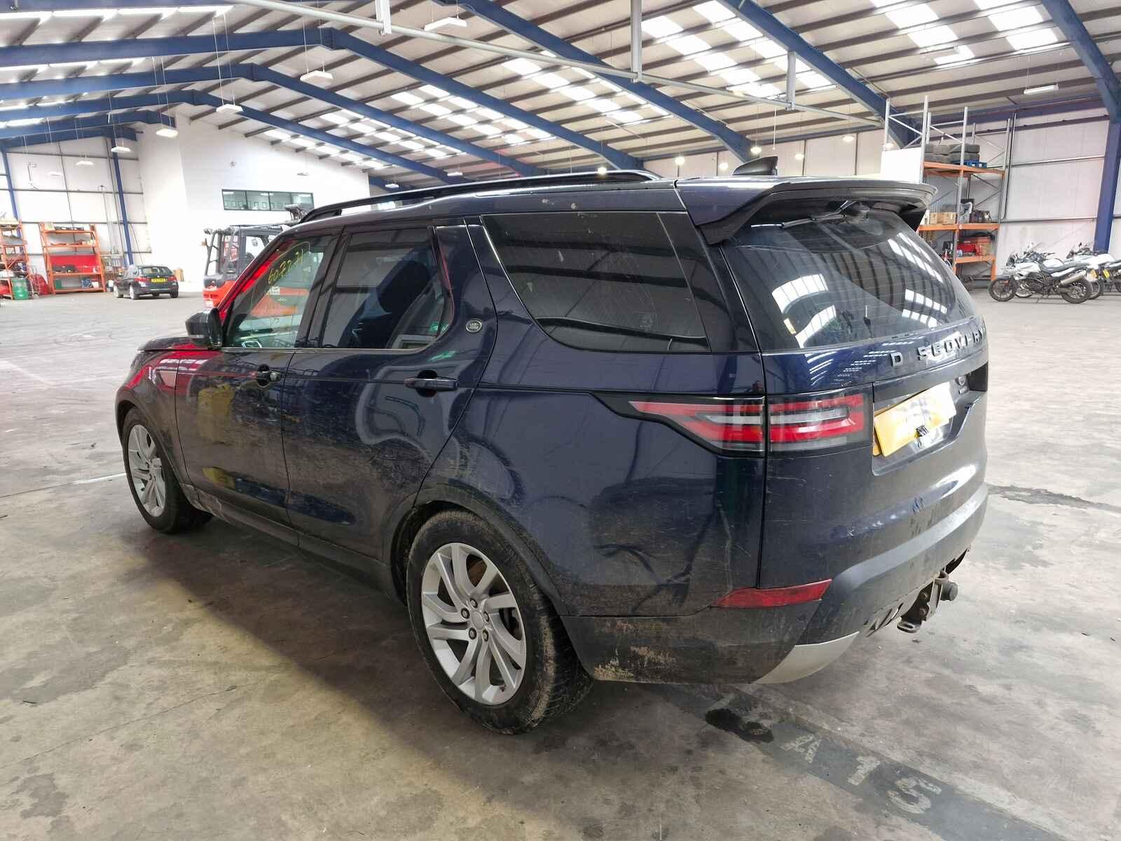 Land Rover Discovery 2018 5 Door Estate Breaking View Auto part Land Rover Discovery 2018 5 Door Estate Breaking