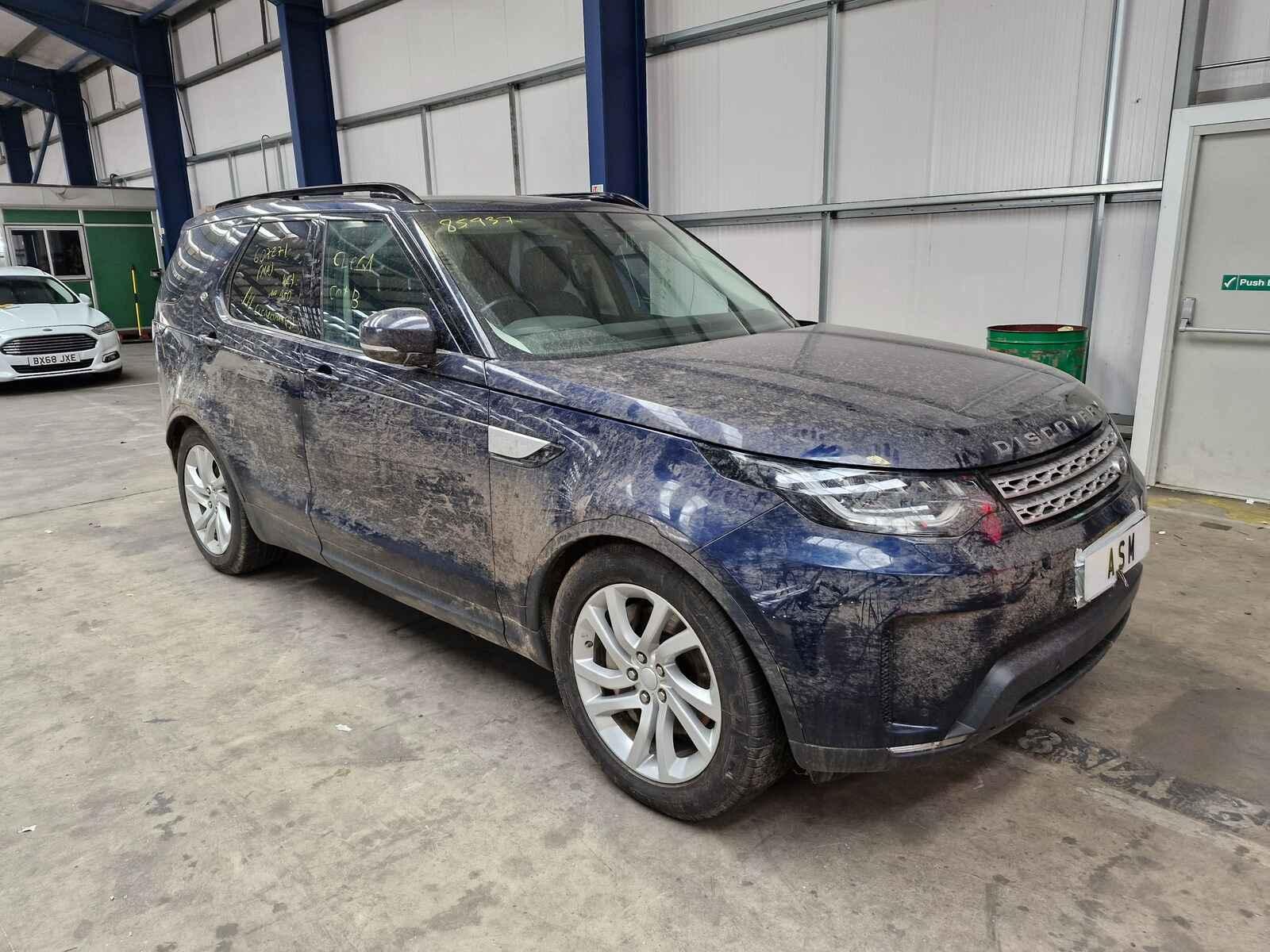 Image for a Land Rover Discovery 2018 5 Door Estate Breaking