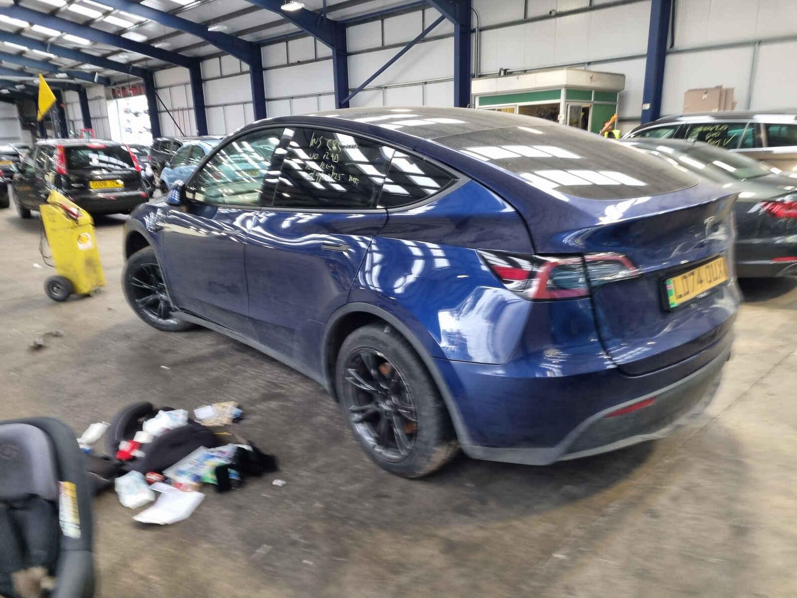 Tesla Model Y 2024 5 Door Mpv Breaking View Auto part Tesla Model Y 2024 5 Door Mpv Breaking