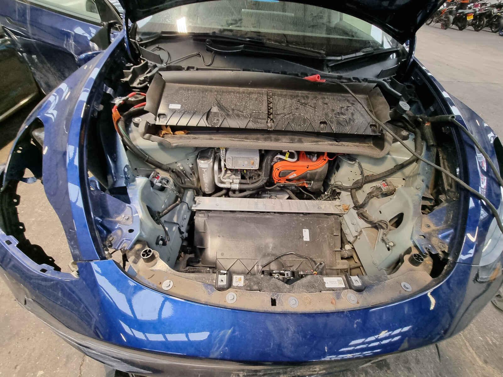 Tesla Model Y 2024 5 Door Mpv Breaking View Auto part Tesla Model Y 2024 5 Door Mpv Breaking