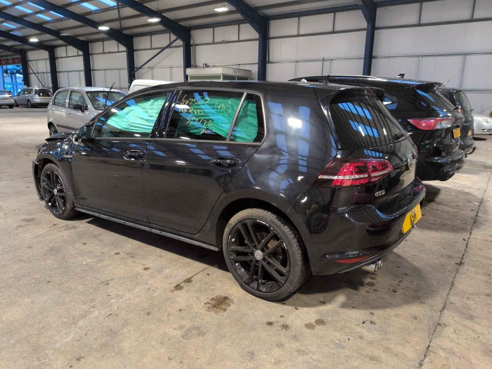 Volkswagen Golf 2017 5 Door Hatchback Breaking View Auto part Volkswagen Golf 2017 5 Door Hatchback Breaking