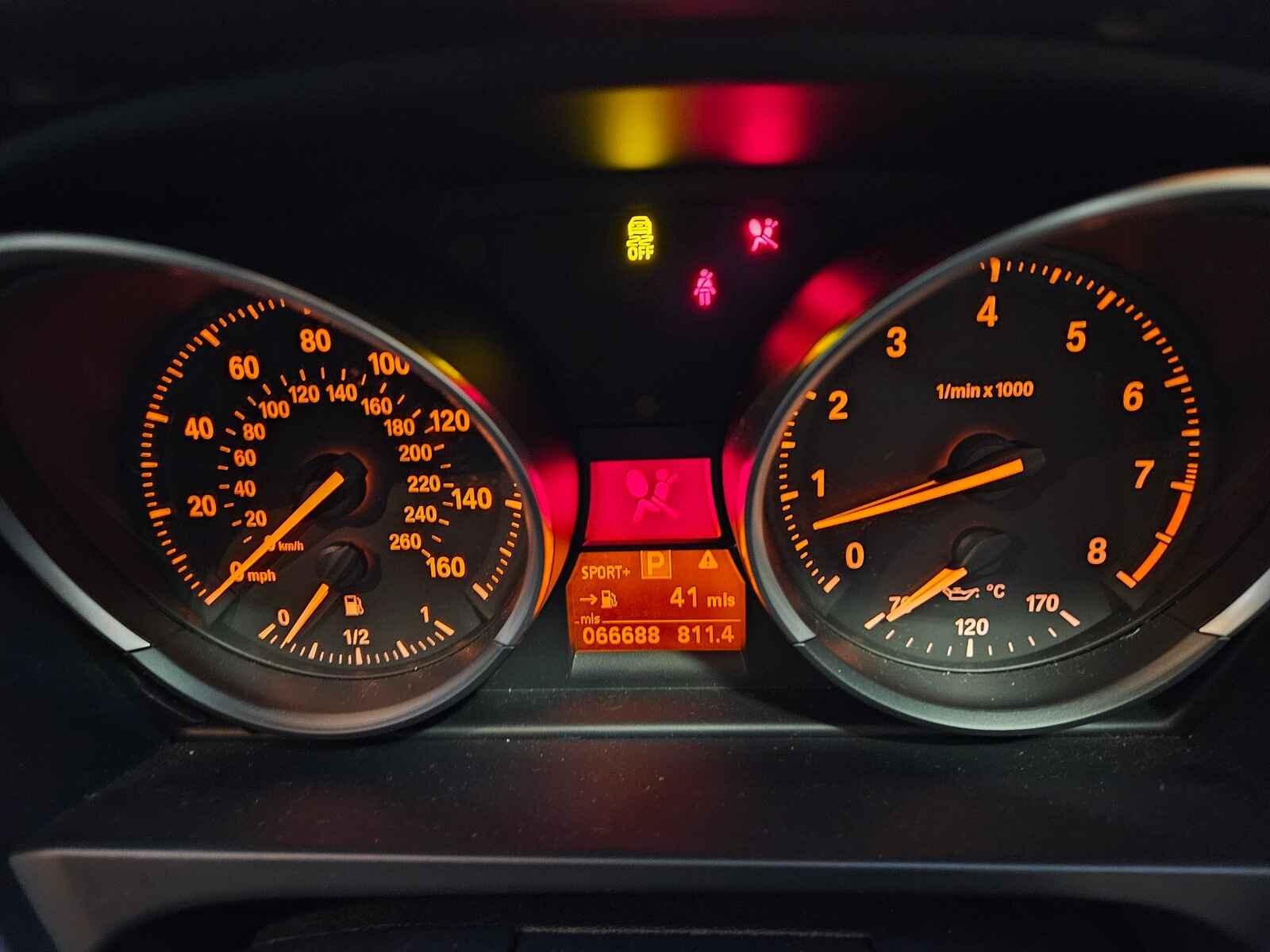Bmw Z4 2009 2 Door Convertible Breaking View Auto part Bmw Z4 2009 2 Door Convertible Breaking