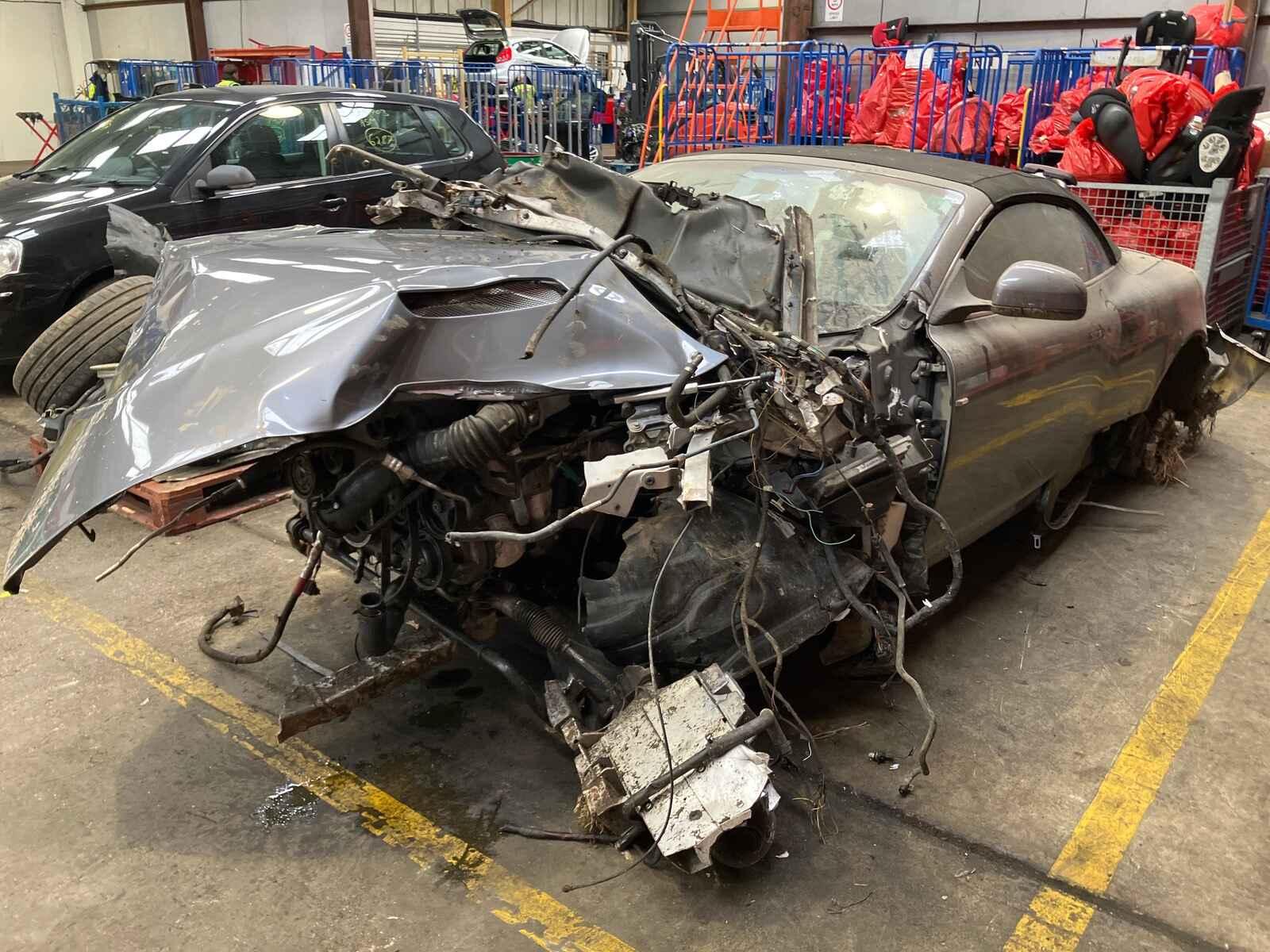 Aston Martin Db9 2010 2 Door Convertible Breaking View Auto part Aston Martin Db9 2010 2 Door Convertible Breaking