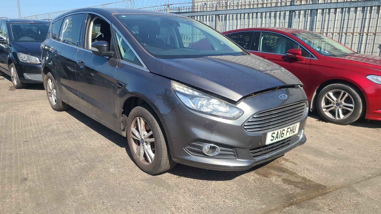 Image for a Ford S Max 2016 5 Door Mpv Breaking