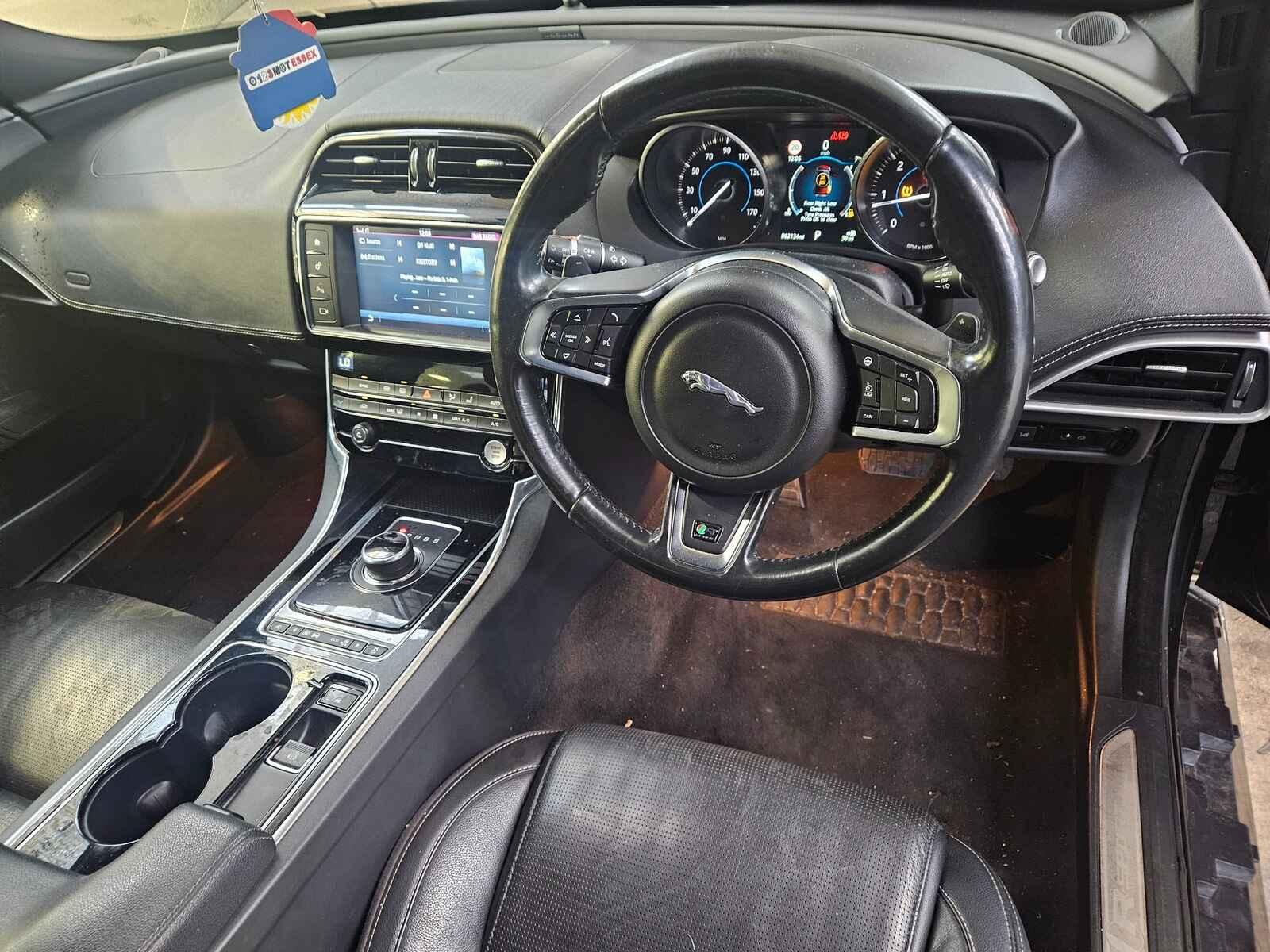 Jaguar Xe 2017 4 Door Saloon Breaking View Auto part Jaguar Xe 2017 4 Door Saloon Breaking