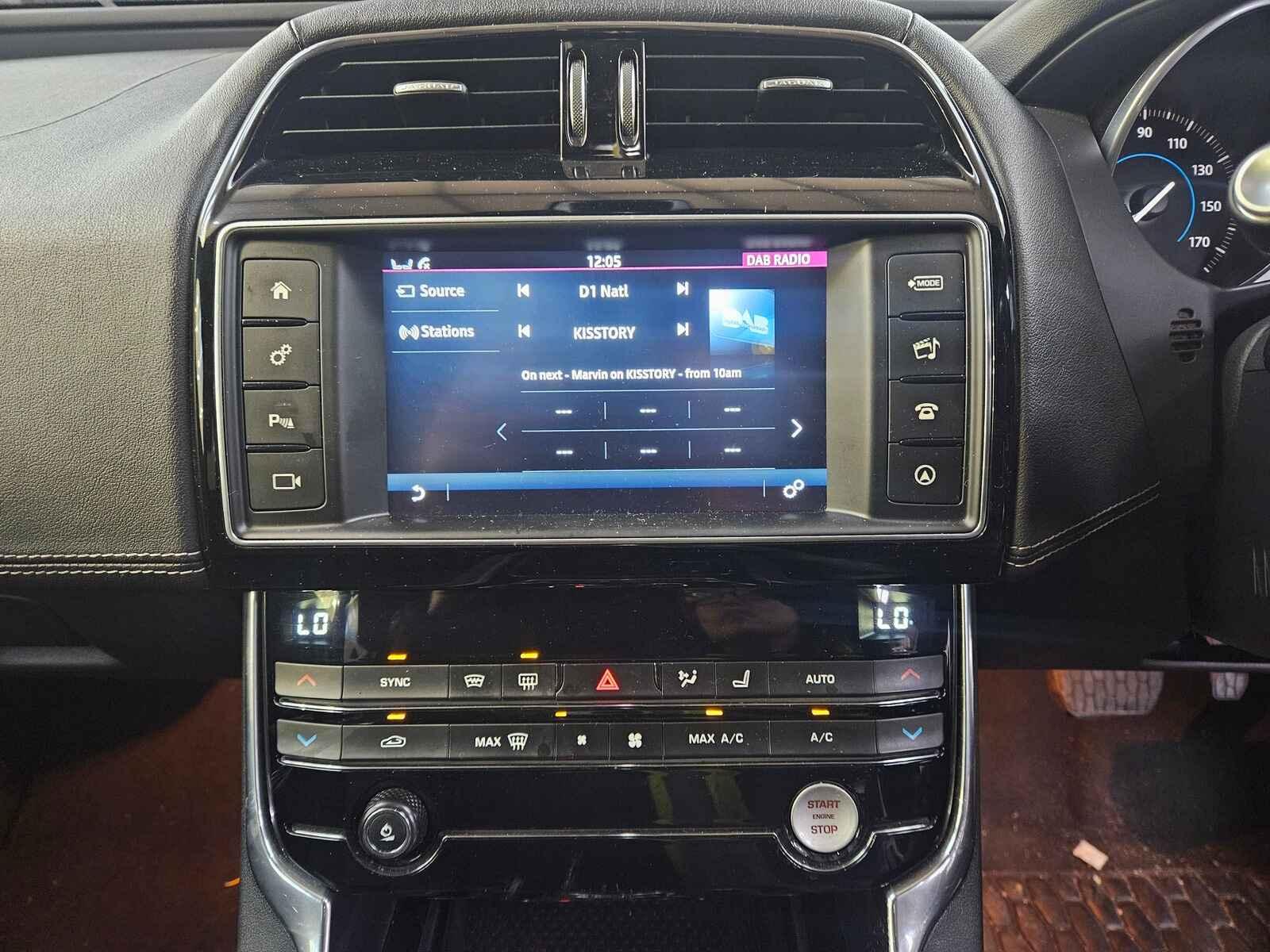 Jaguar Xe 2017 4 Door Saloon Breaking View Auto part Jaguar Xe 2017 4 Door Saloon Breaking