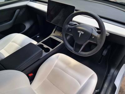 Tesla Model Y 2023 5 Door Mpv Breaking View Auto part Tesla Model Y 2023 5 Door Mpv Breaking