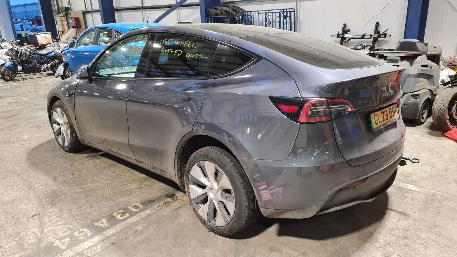 Tesla Model Y 2023 5 Door Mpv Breaking View Auto part Tesla Model Y 2023 5 Door Mpv Breaking