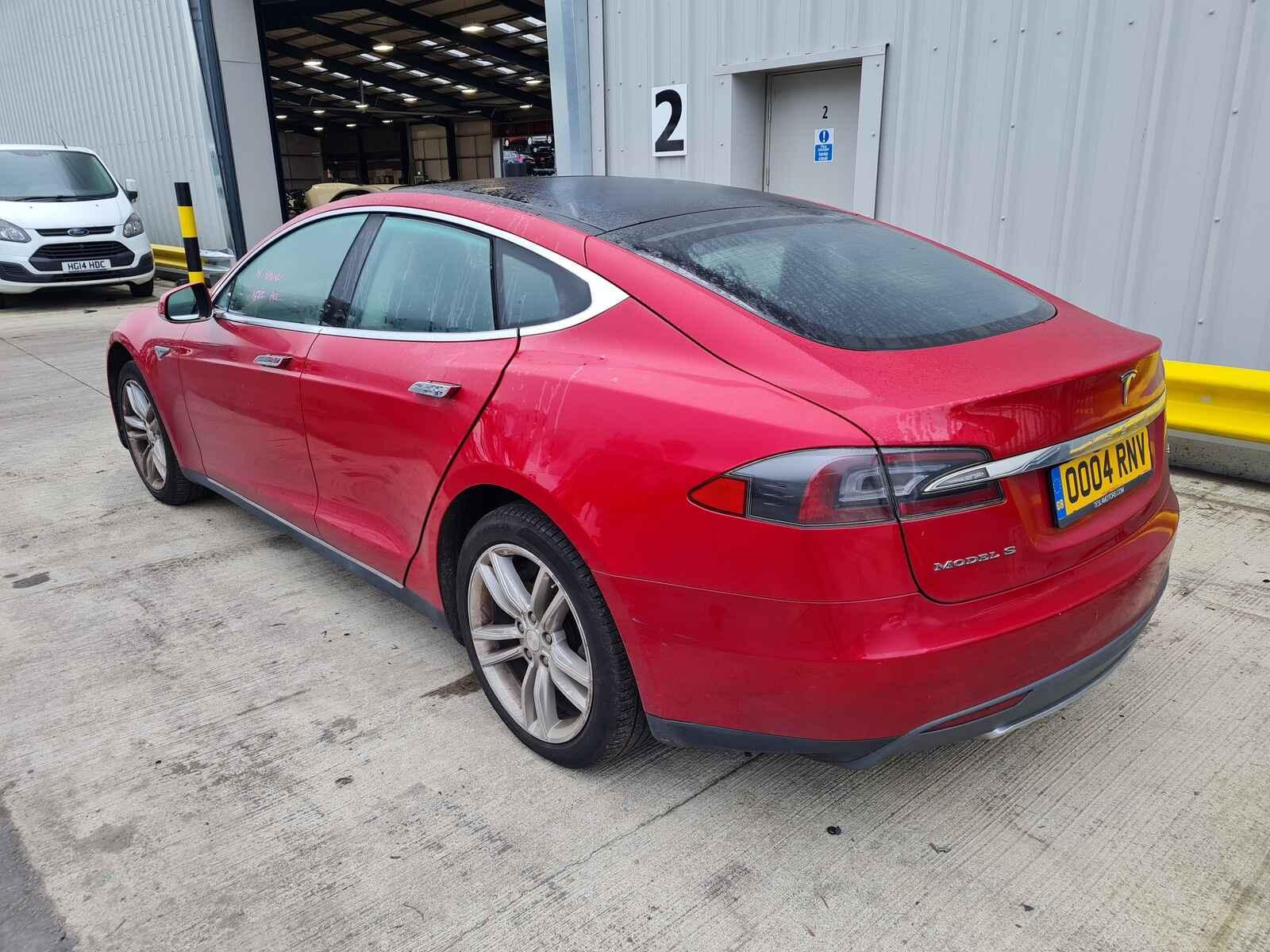 Tesla Model S 2015 5 Door Hatchback Breaking View Auto part Tesla Model S 2015 5 Door Hatchback Breaking
