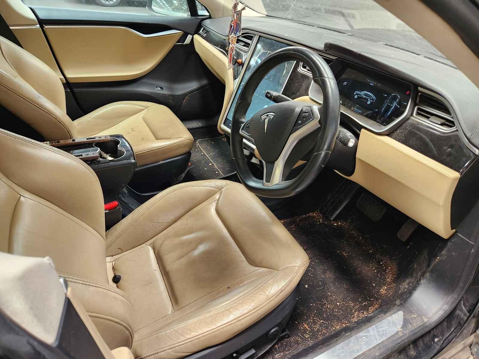 Tesla Model S 2015 5 Door Hatchback Breaking View Auto part Tesla Model S 2015 5 Door Hatchback Breaking