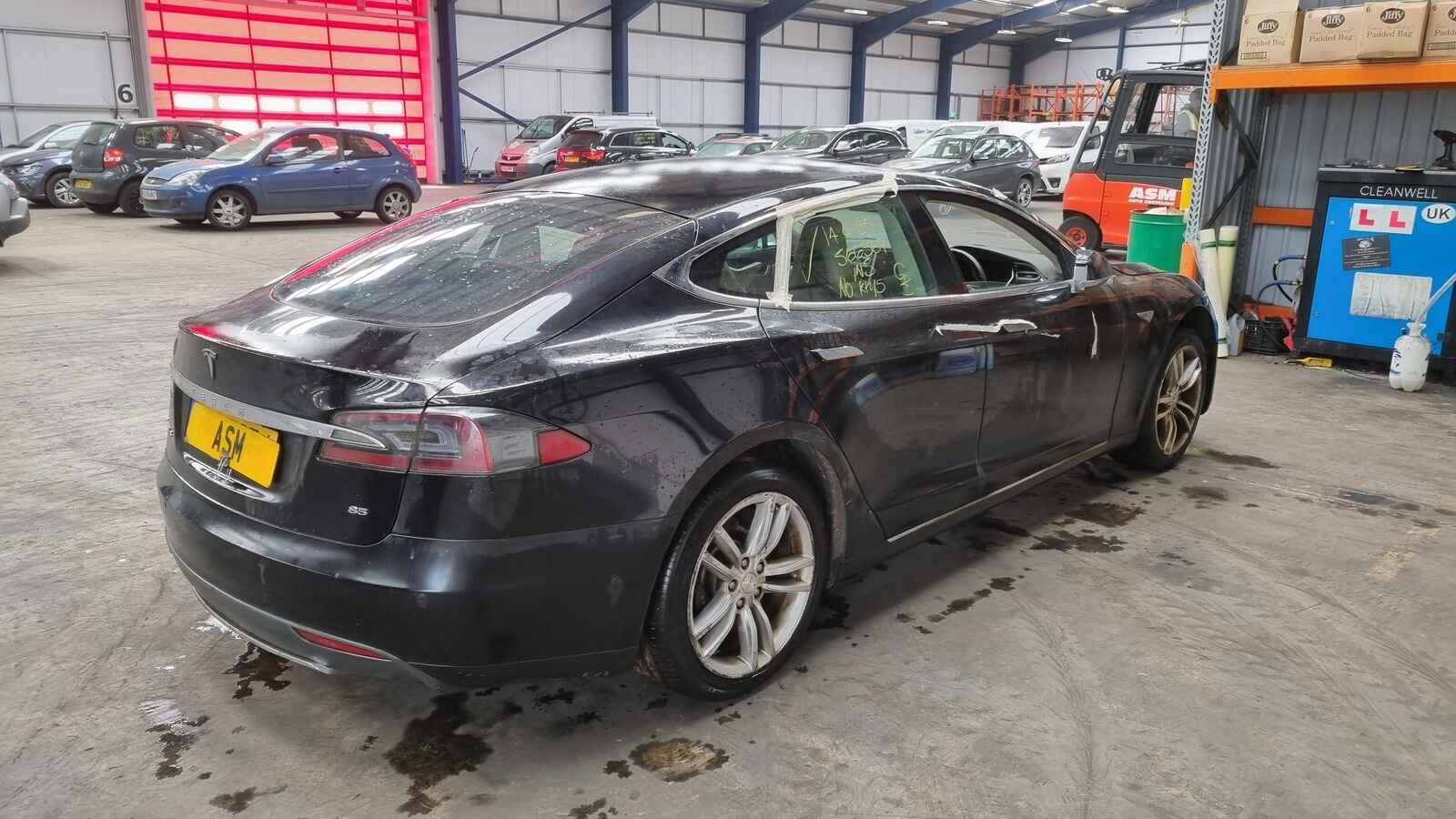 Tesla Model S 2015 5 Door Hatchback Breaking View Auto part Tesla Model S 2015 5 Door Hatchback Breaking